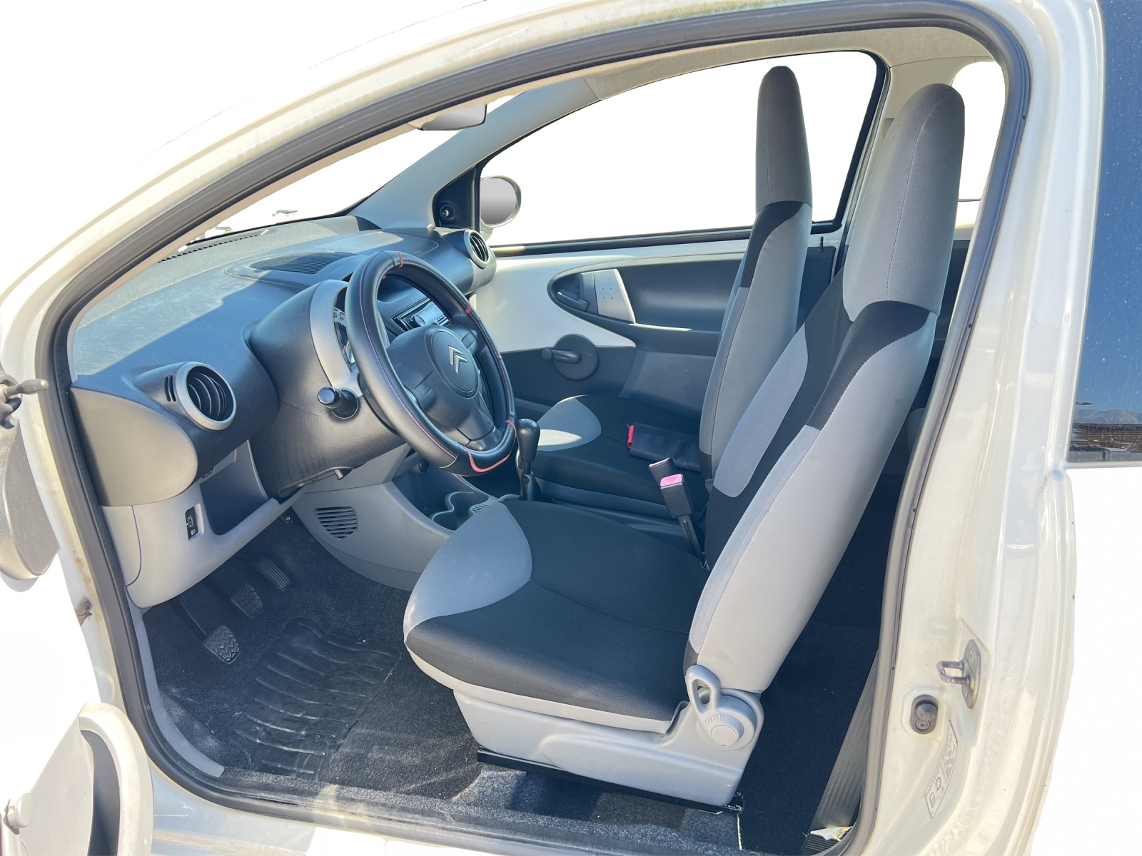 CITROEN C1 1.0i X-image-8