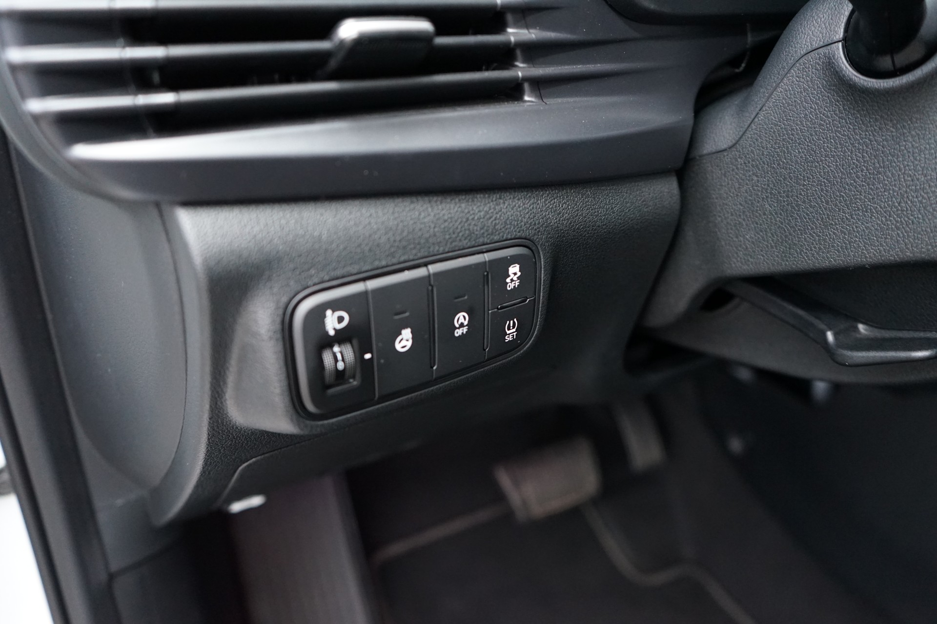 HYUNDAI i20 1.0 T-GDi Vertex DCT-image-10