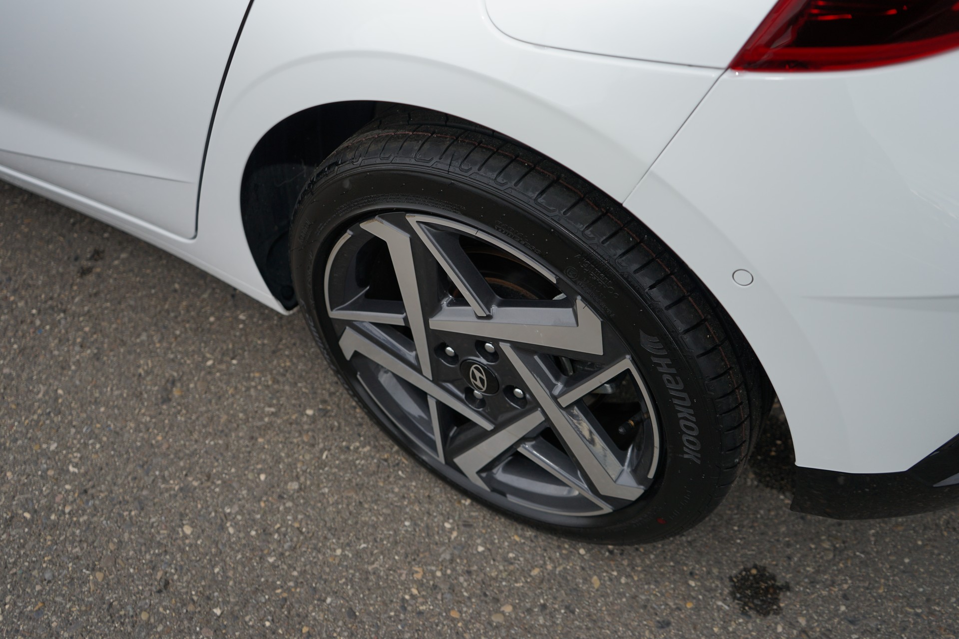 HYUNDAI i20 1.0 T-GDi Vertex DCT-image-8