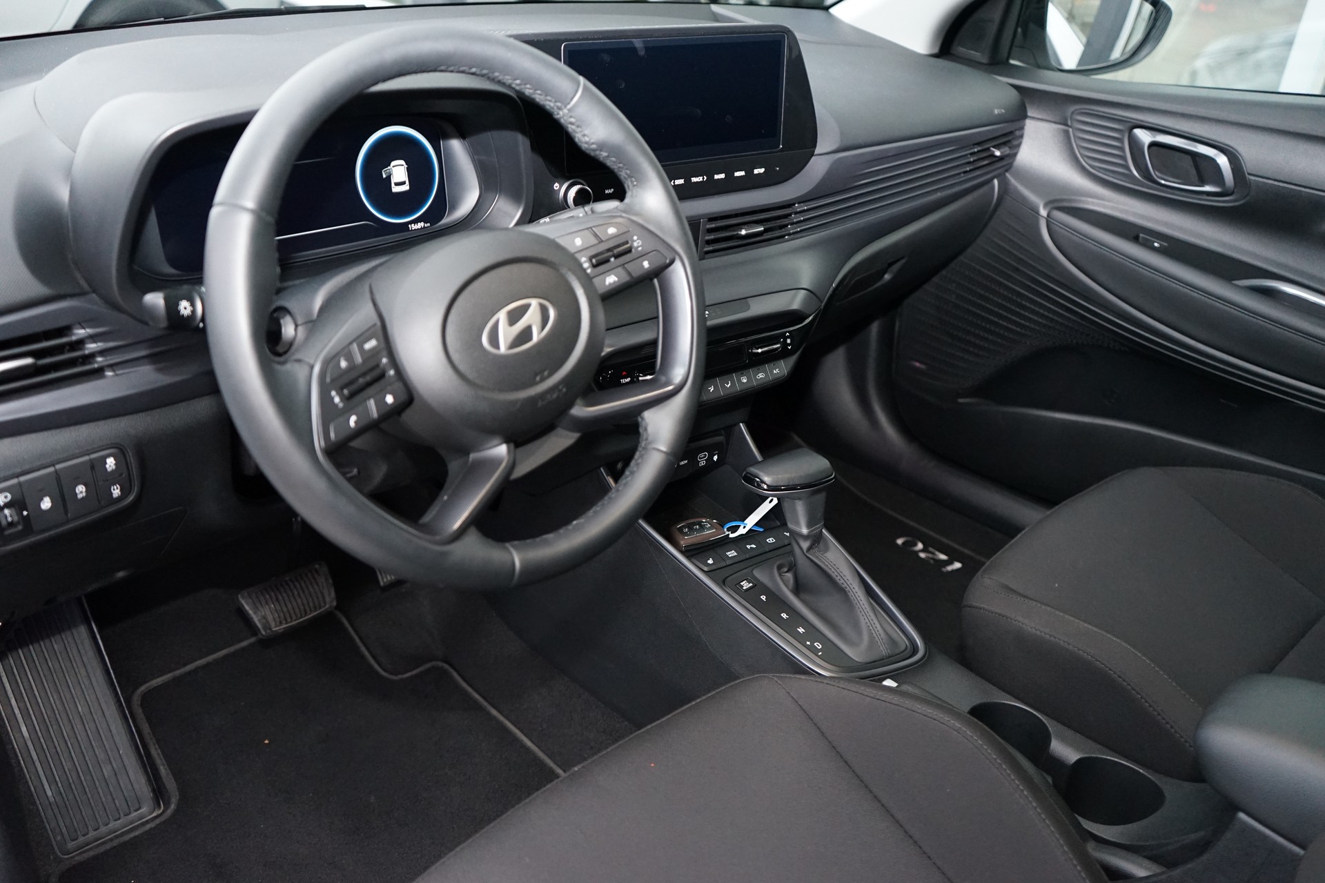 HYUNDAI i20 1.0 T-GDi Vertex DCT-image-9