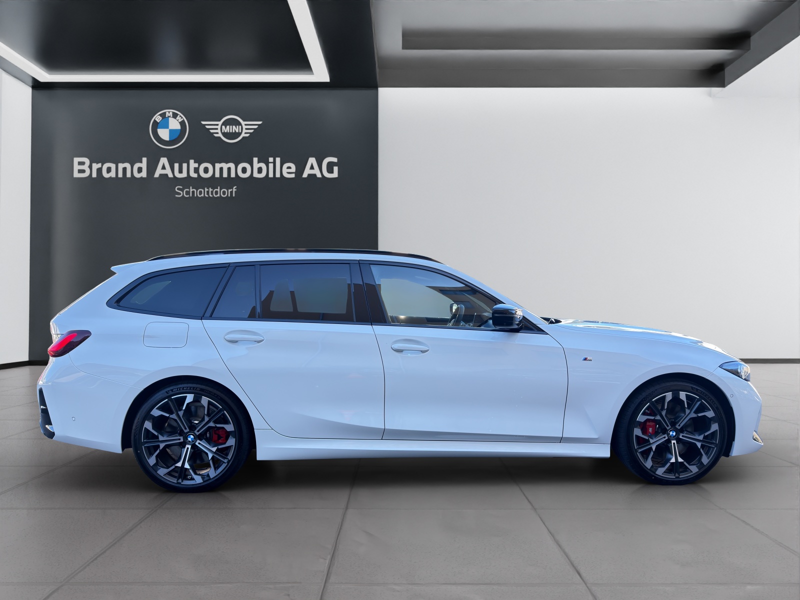 BMW M340i xDrive Touring-image-5