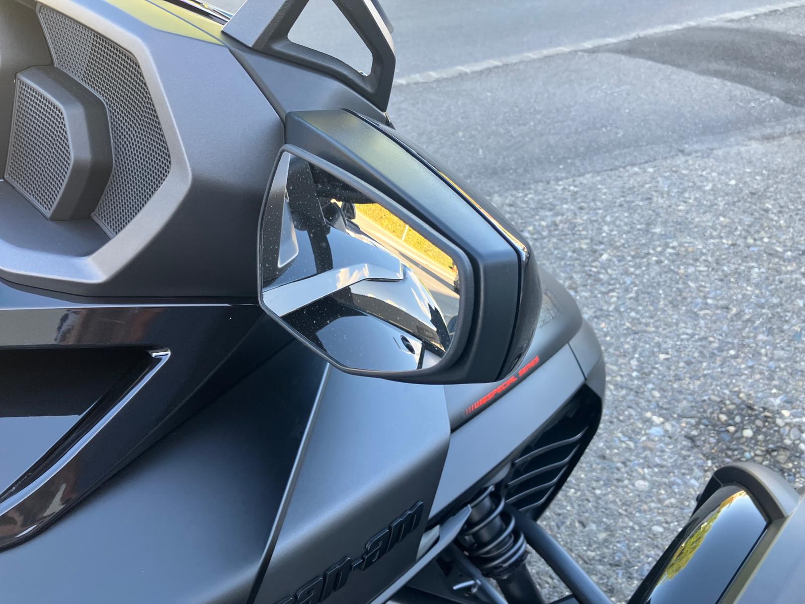 CAN-AM SPYDER-image-11