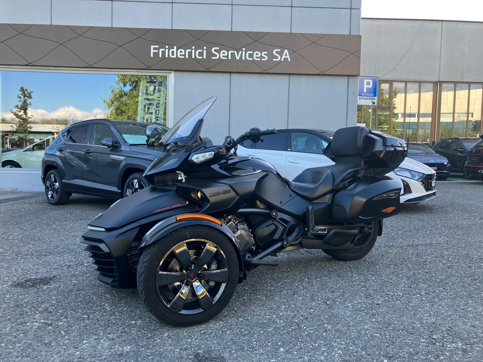 CAN-AM SPYDER-image-0