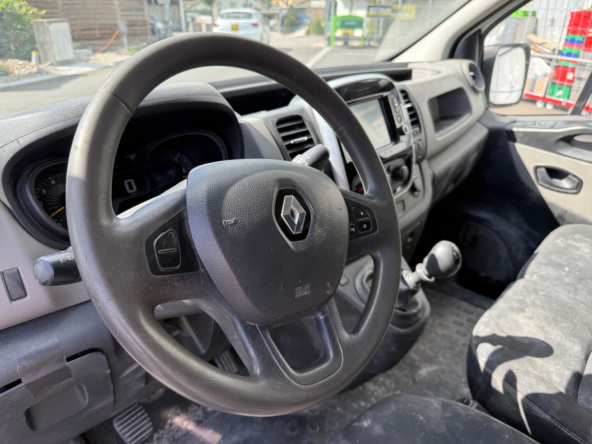 RENAULT Trafic 1.6 dCi 115 2.9t Acces L1H1-image-10