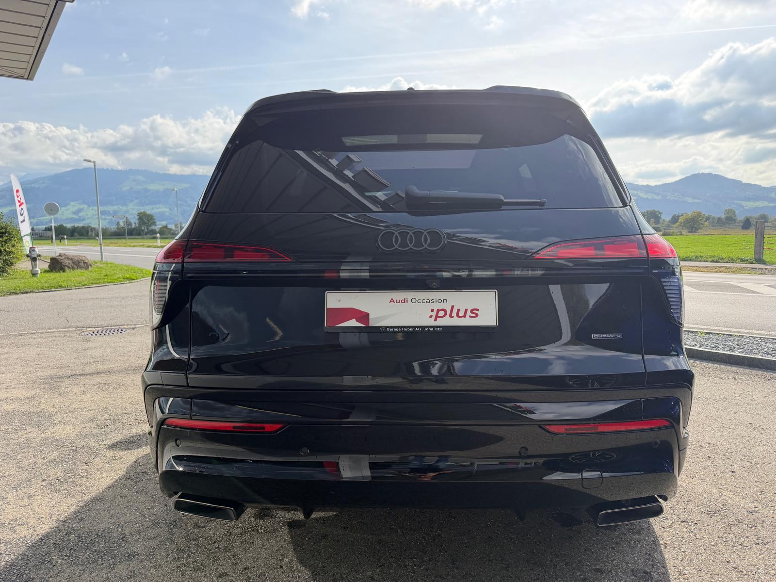 AUDI Q7 SUV TDI quattro 220 kW-image-3