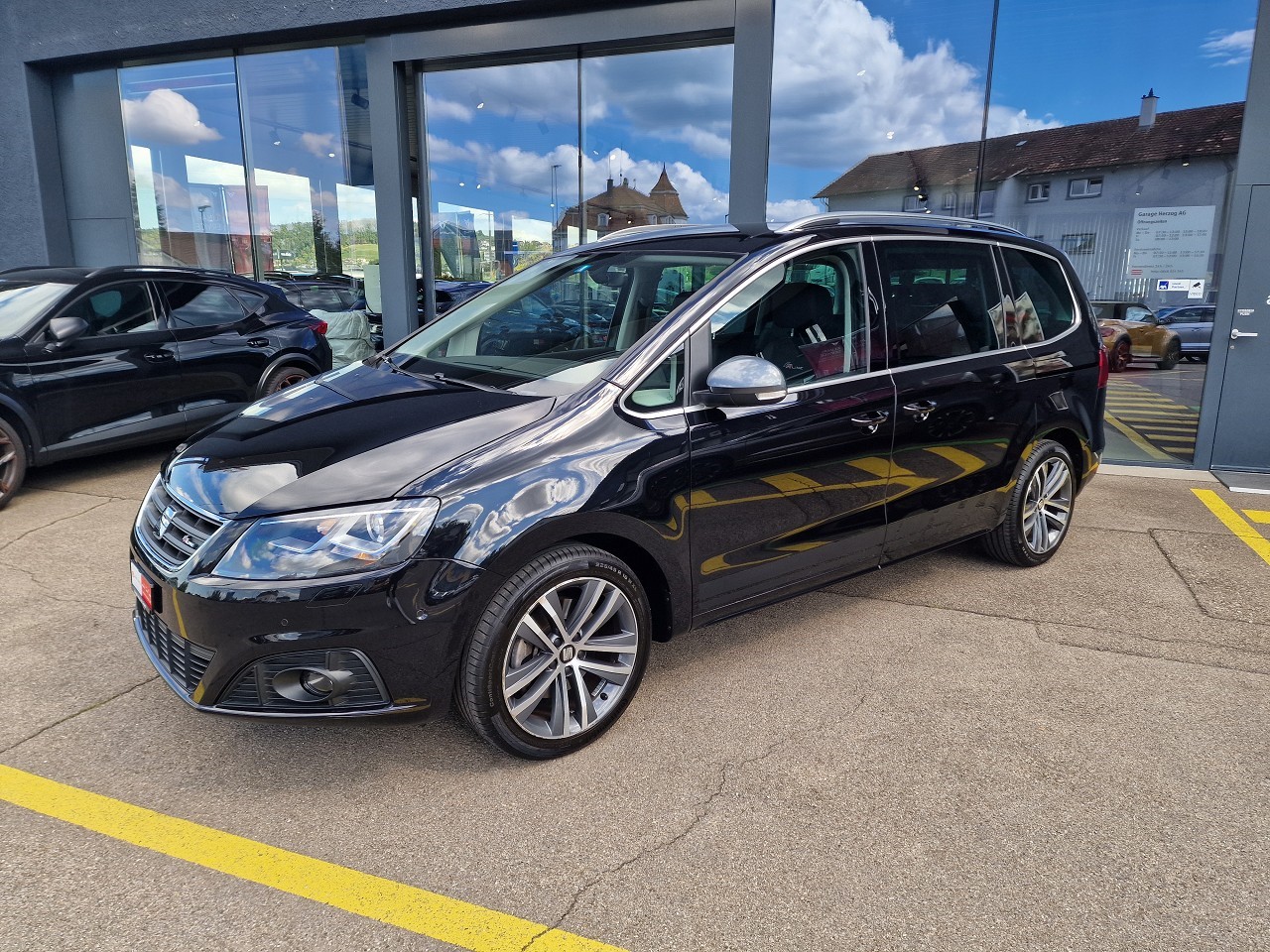 SEAT Alhambra 1.4 TSI DSG SWISS FR2-image-1