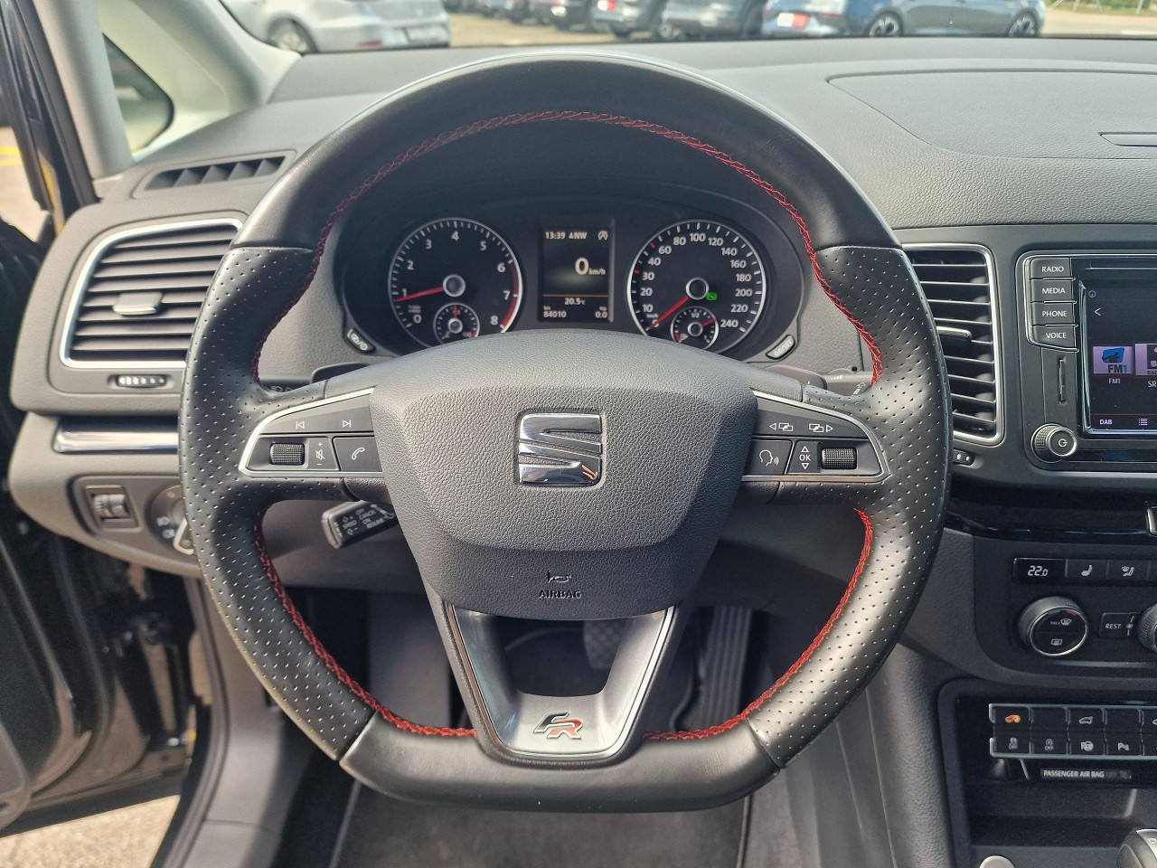 SEAT Alhambra 1.4 TSI DSG SWISS FR2-image-18