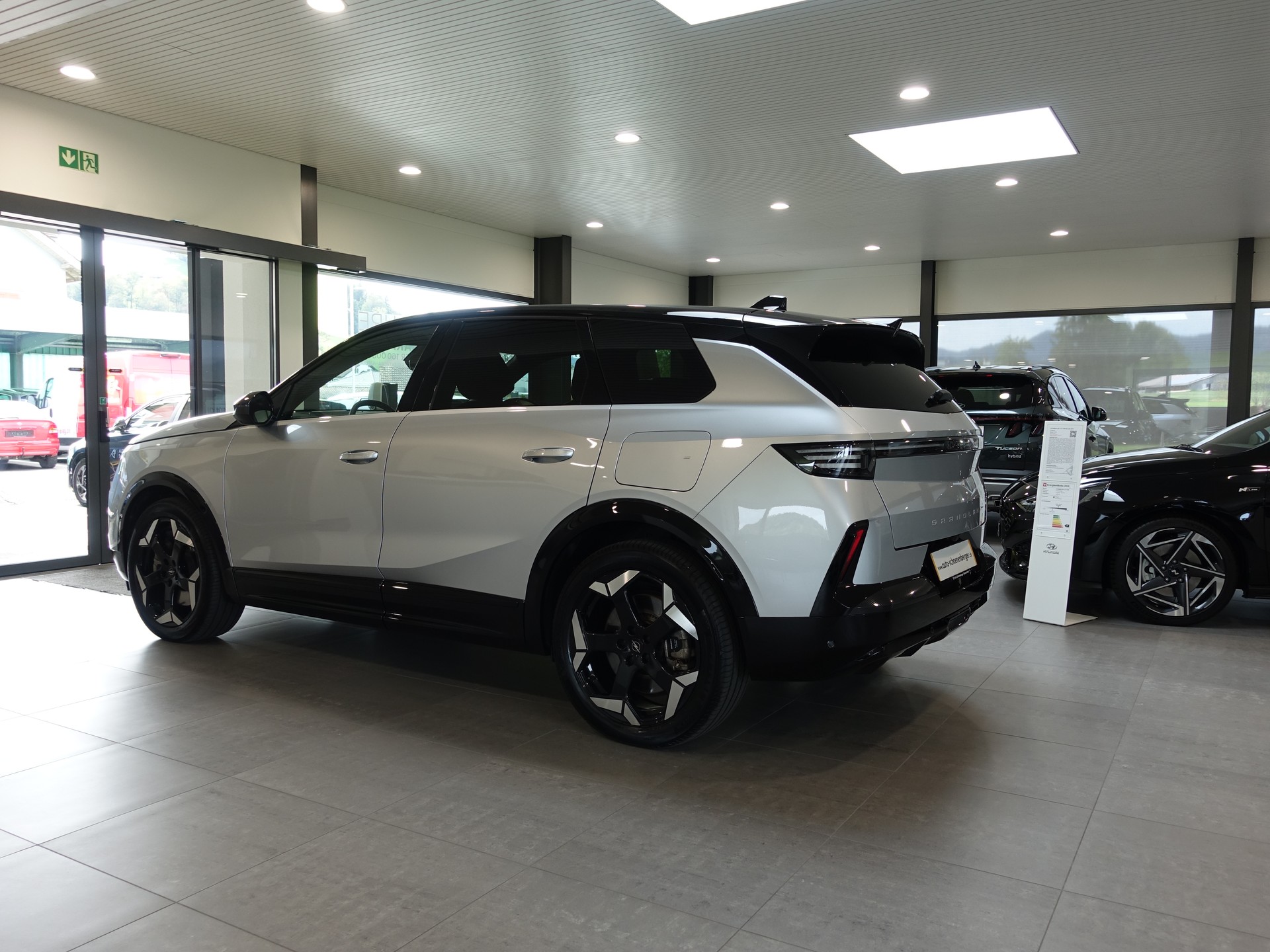 OPEL Grandland El. 73kWh Ultimate 4x4 8JAHRE GARANTIE-image-2