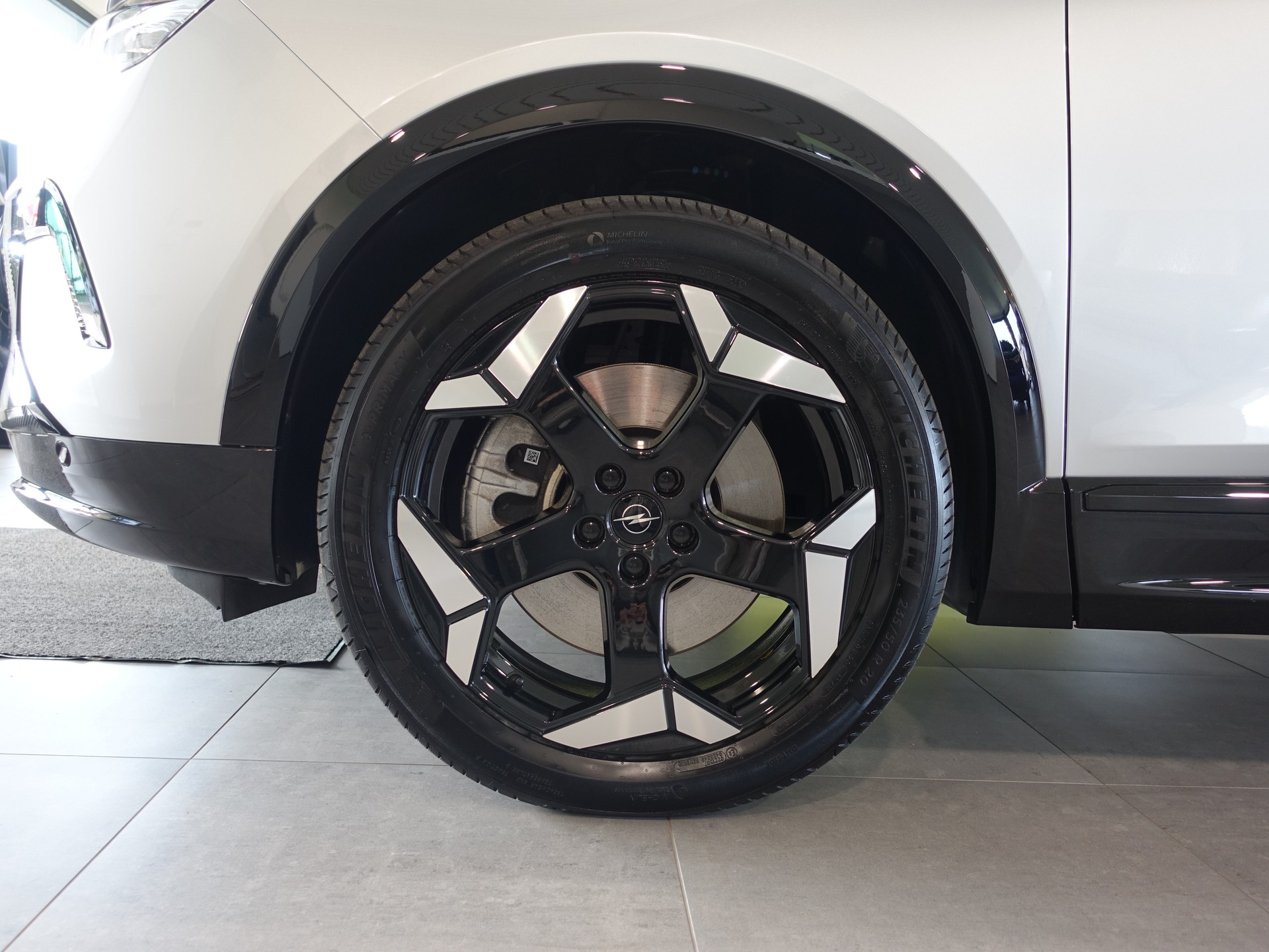 OPEL Grandland El. 73kWh Ultimate 4x4 8JAHRE GARANTIE-image-6
