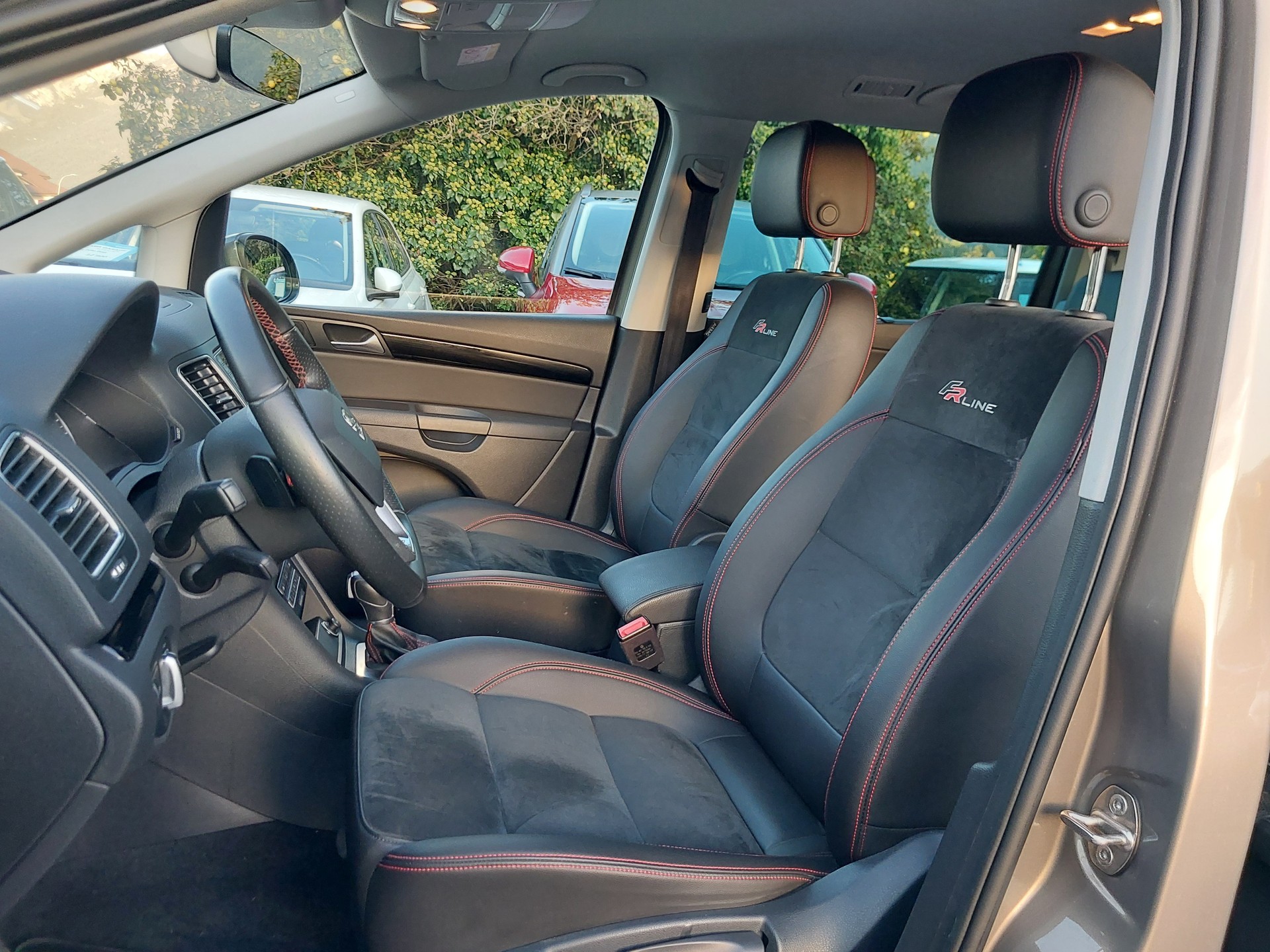 SEAT Alhambra 2.0 TSI FR Line DSG-image-5