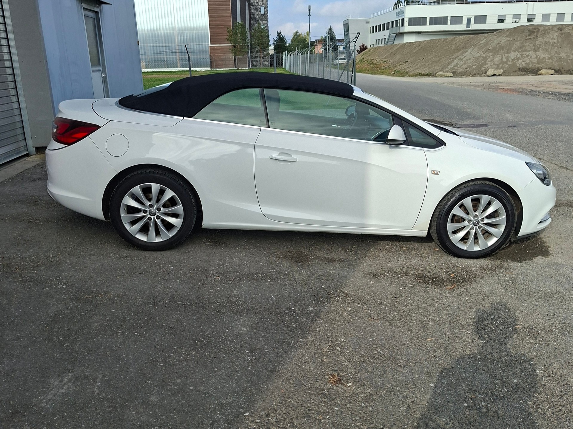 OPEL Cascada 1.4i 16V Turbo Cosmo-image-5