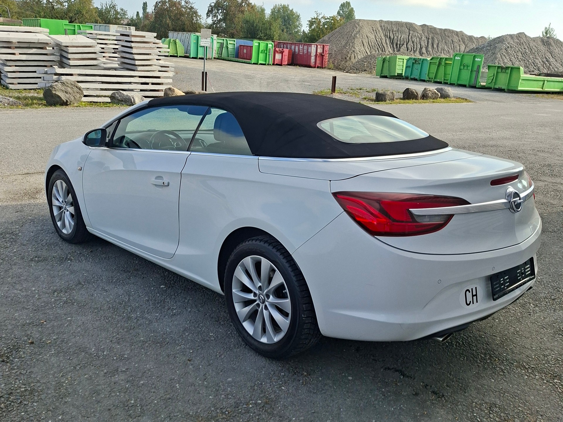 OPEL Cascada 1.4i 16V Turbo Cosmo-image-2
