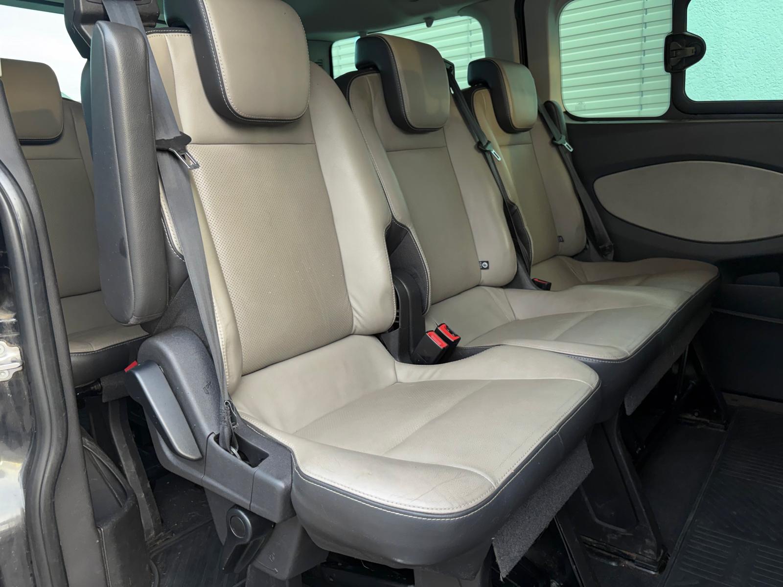 FORD Tourneo Custom 300 L1H1 Limited AHK 2200 KG-image-10