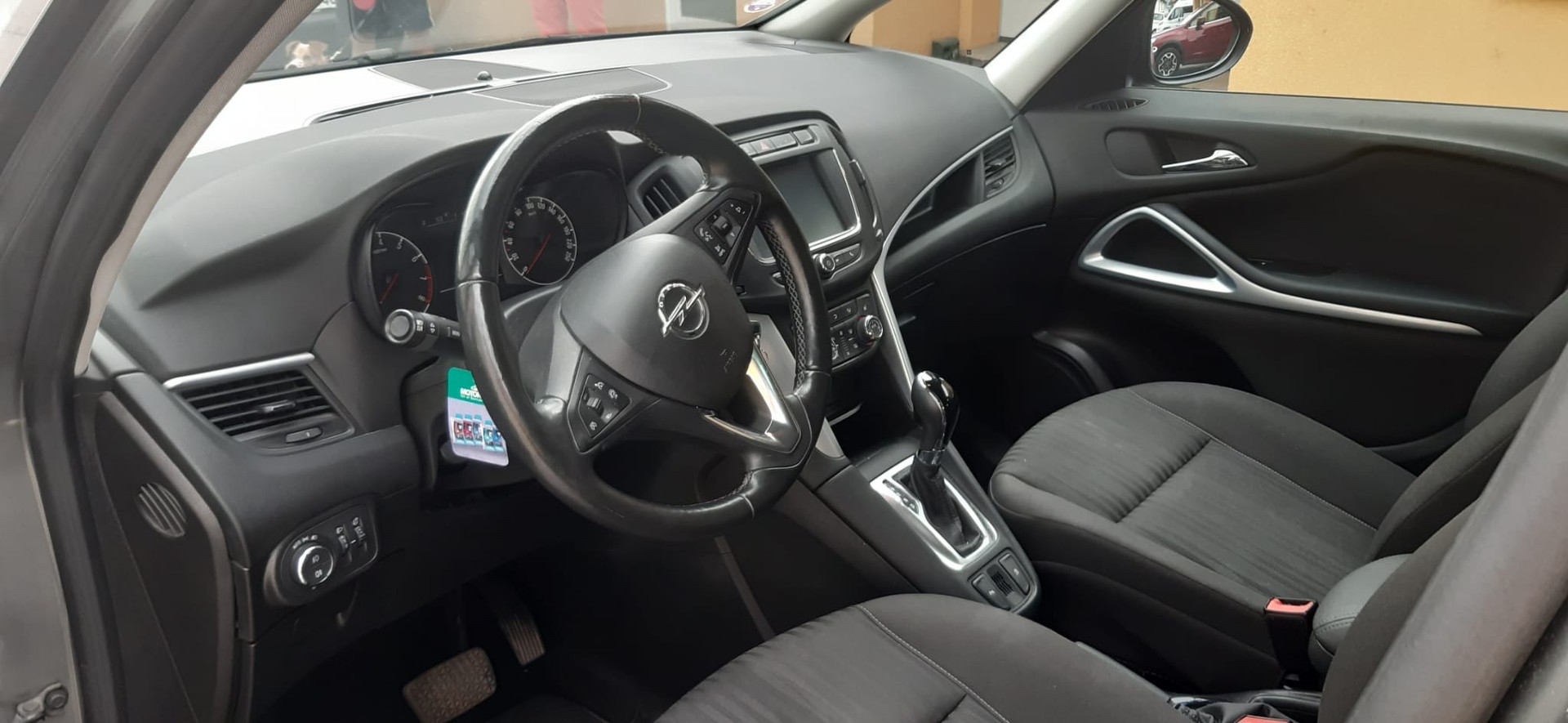 OPEL ZAFIRA-image-3