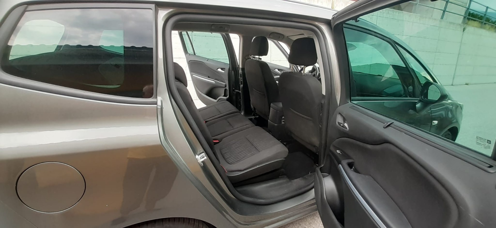 OPEL ZAFIRA-image-5