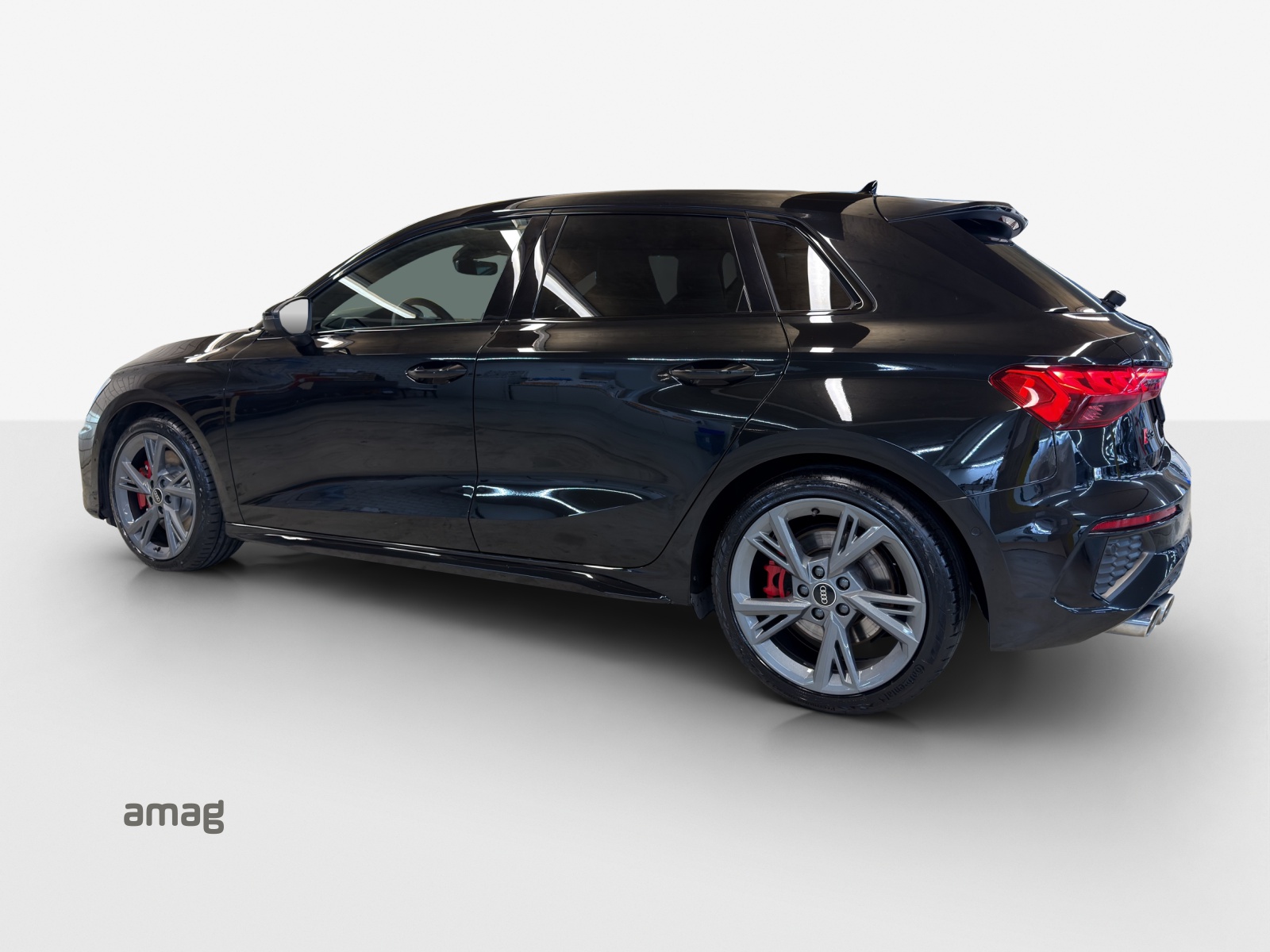 AUDI S3 Sportback 2.0 TFSI quattro S-tronic-image-2