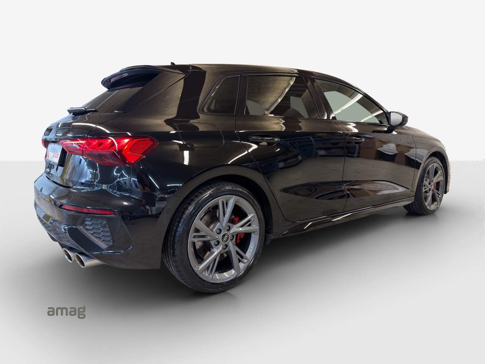 AUDI S3 Sportback 2.0 TFSI quattro S-tronic-image-4