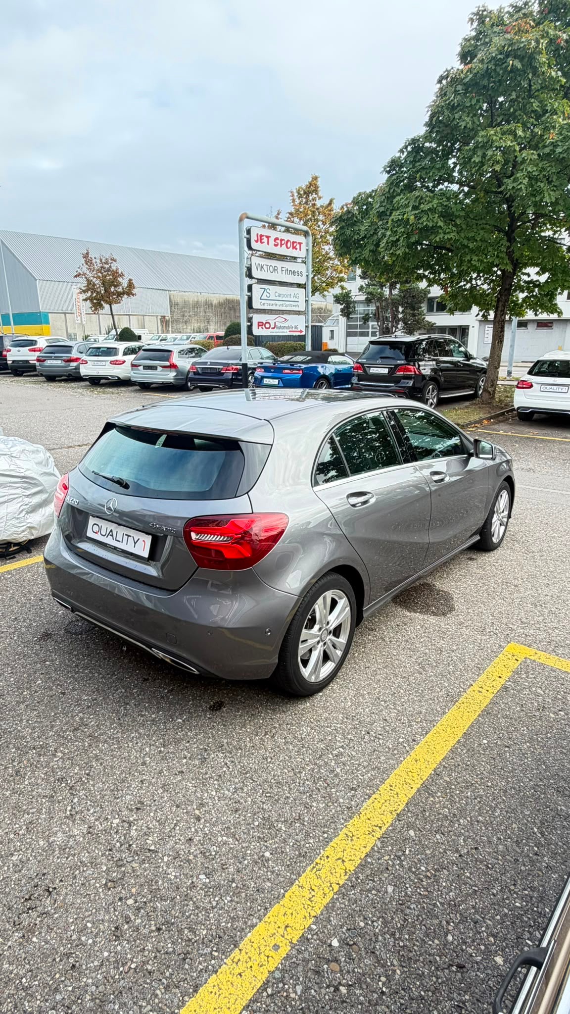 MERCEDES-BENZ A 220 Urban 4Matic 7G-DCT-image-4
