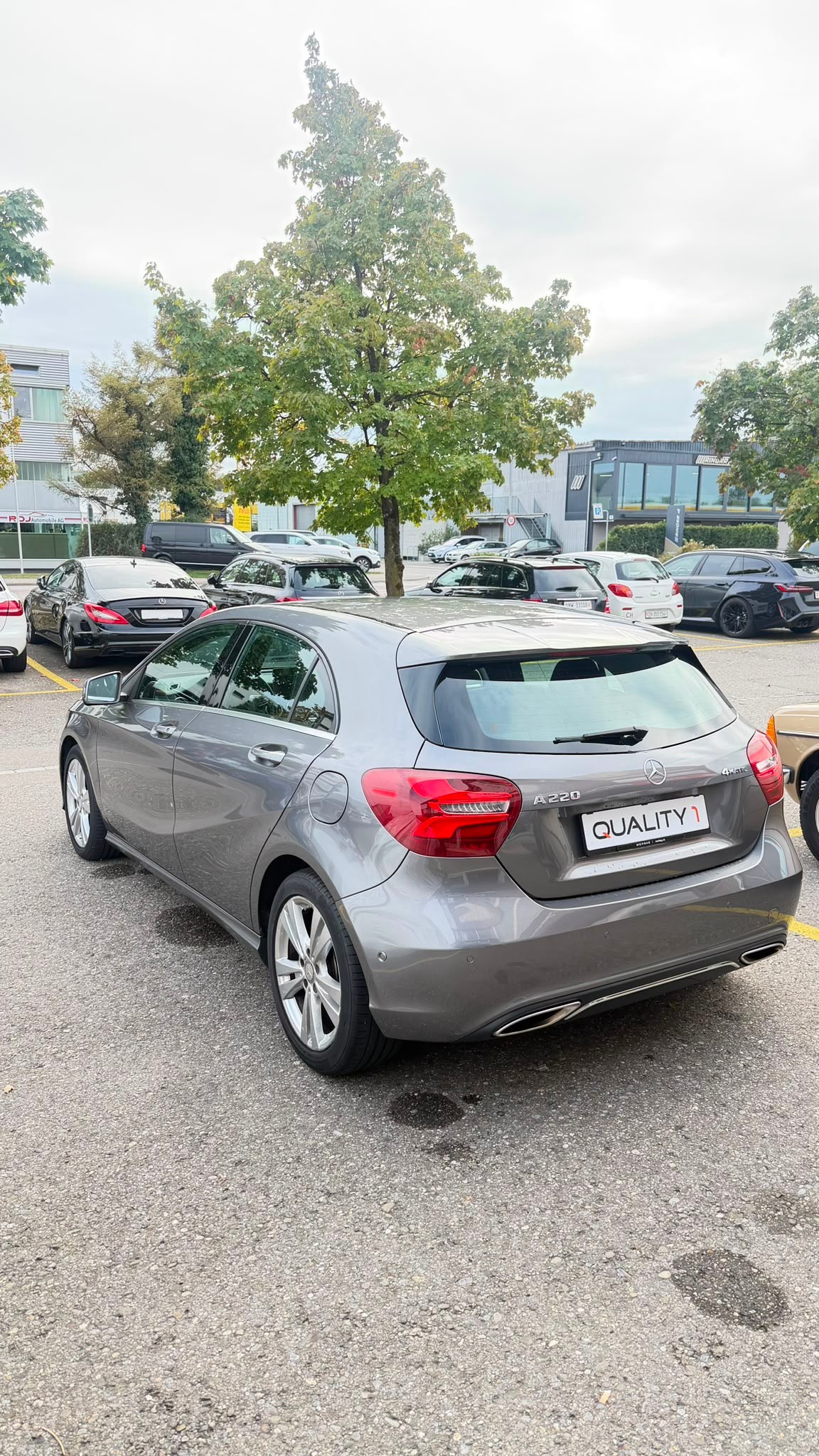 MERCEDES-BENZ A 220 Urban 4Matic 7G-DCT-image-5