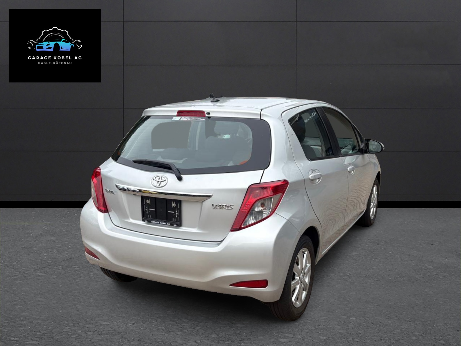 TOYOTA Yaris 1.33 Sol-image-4
