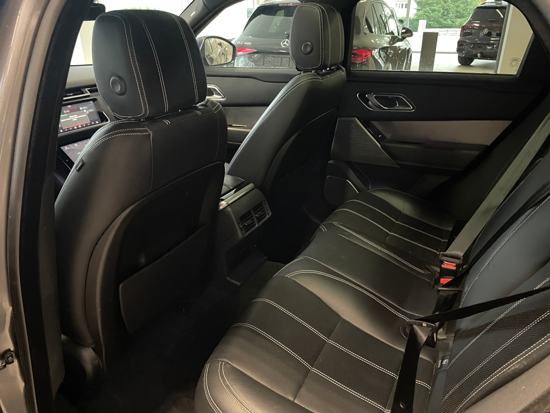 LAND ROVER Range Rover Velar R-Dynamic P 250 SE Automatic-image-10