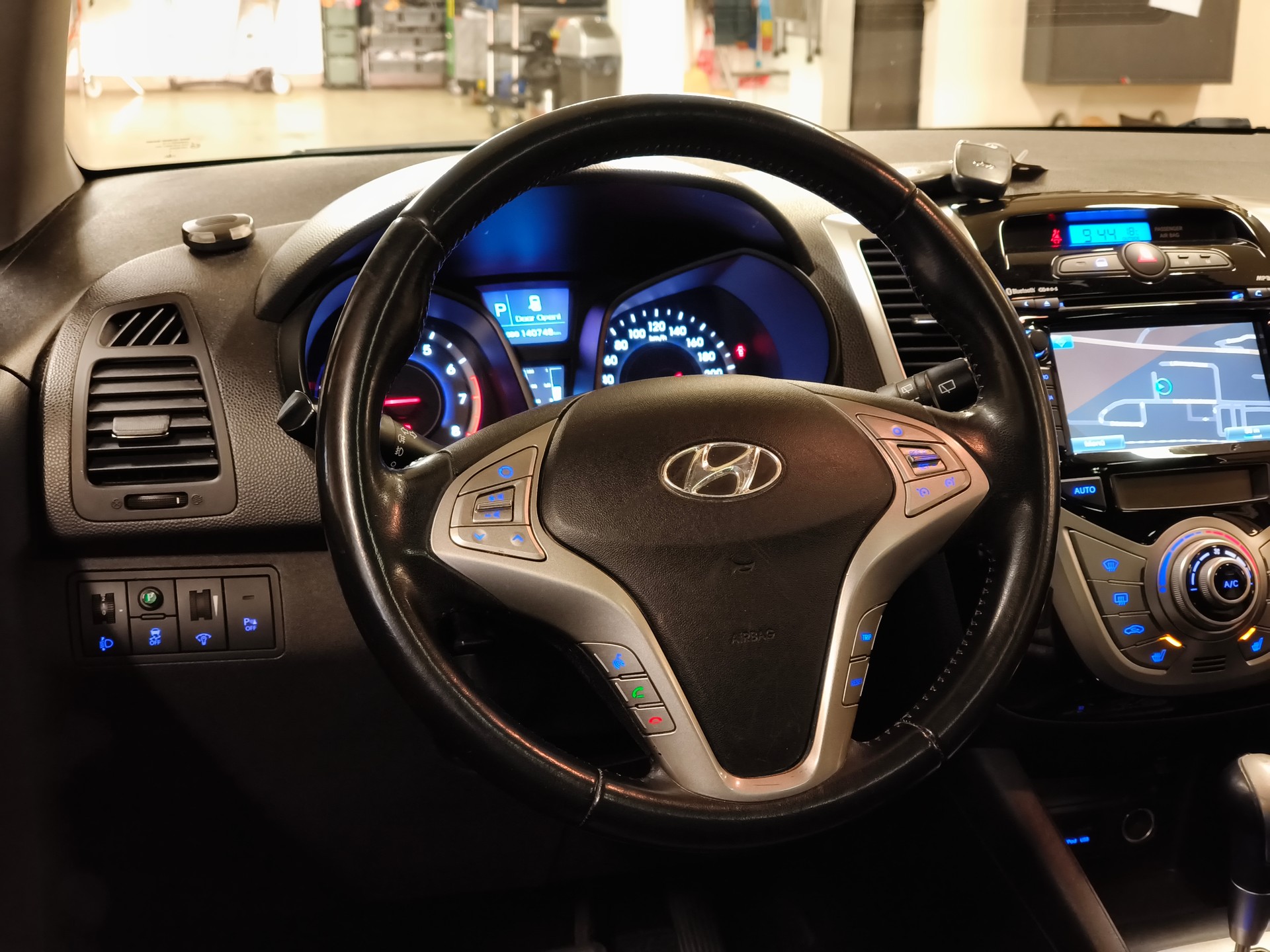 HYUNDAI iX20 1.6 Premium Automatic-image-18