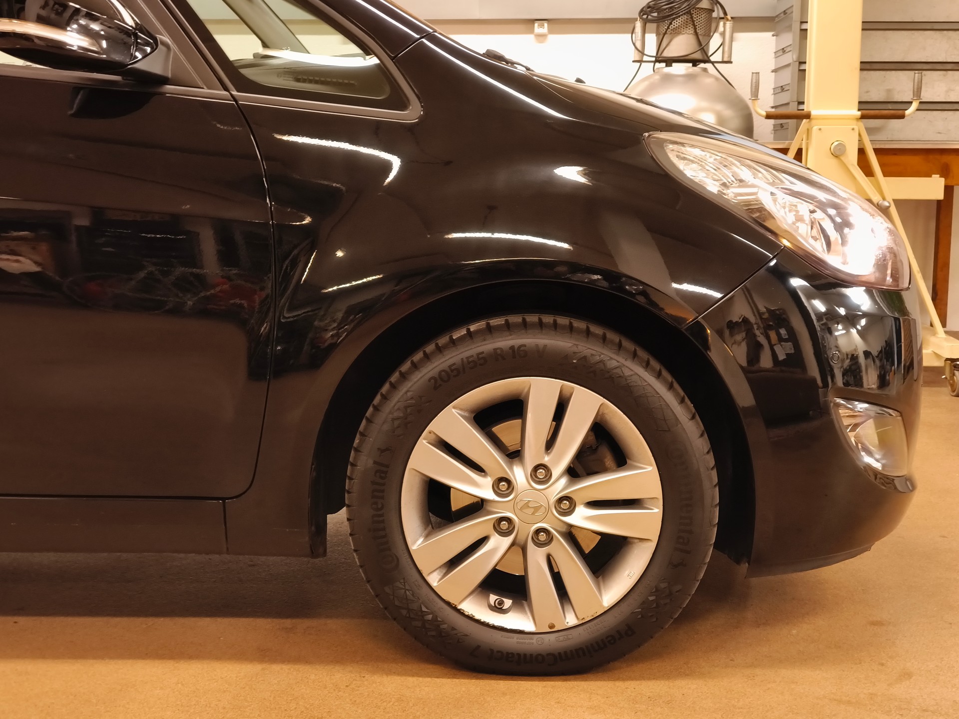 HYUNDAI iX20 1.6 Premium Automatic-image-7