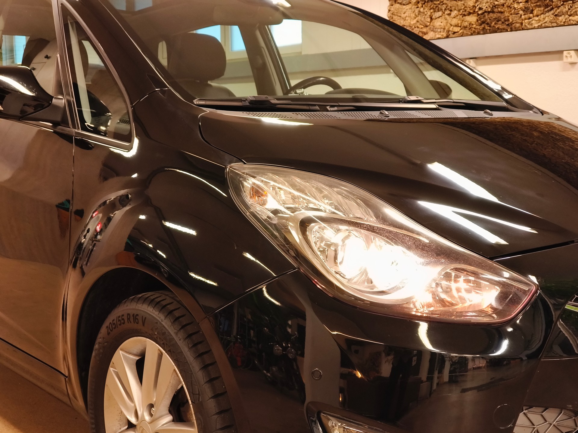 HYUNDAI iX20 1.6 Premium Automatic-image-6