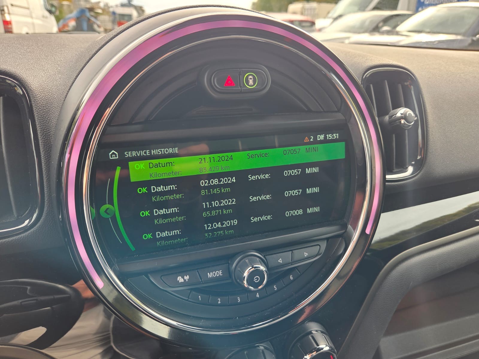 MINI Countryman Cooper D FWD Steptronic-image-14