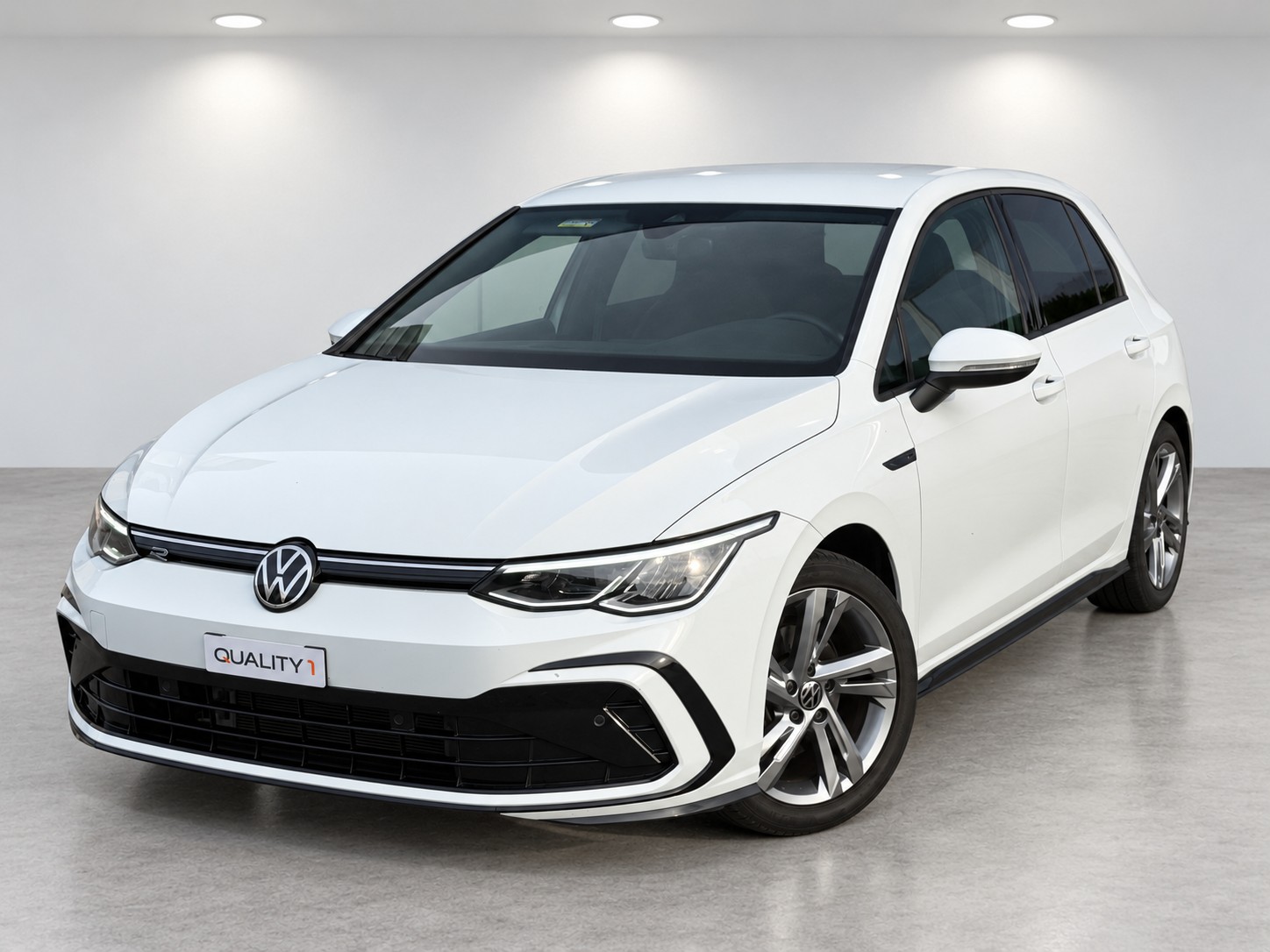 VW Golf 1.5 eTSI mHEV ACT R-Line DSG-image-2