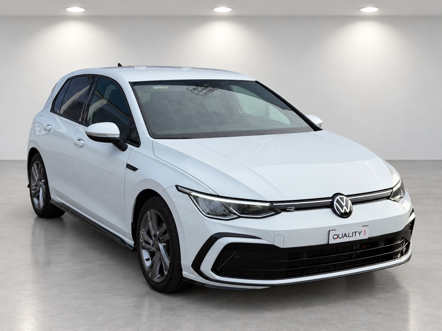 VW Golf 1.5 eTSI mHEV ACT R-Line DSG-image-0