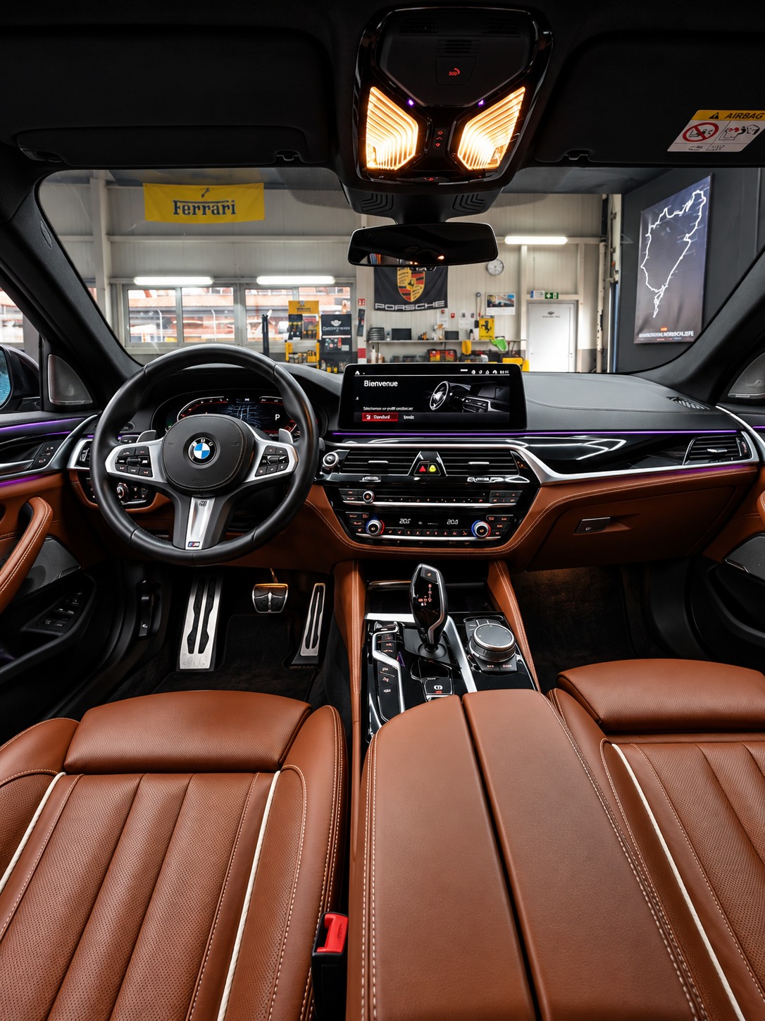 BMW 530e xDrive Touring M Sport Steptronic-image-8