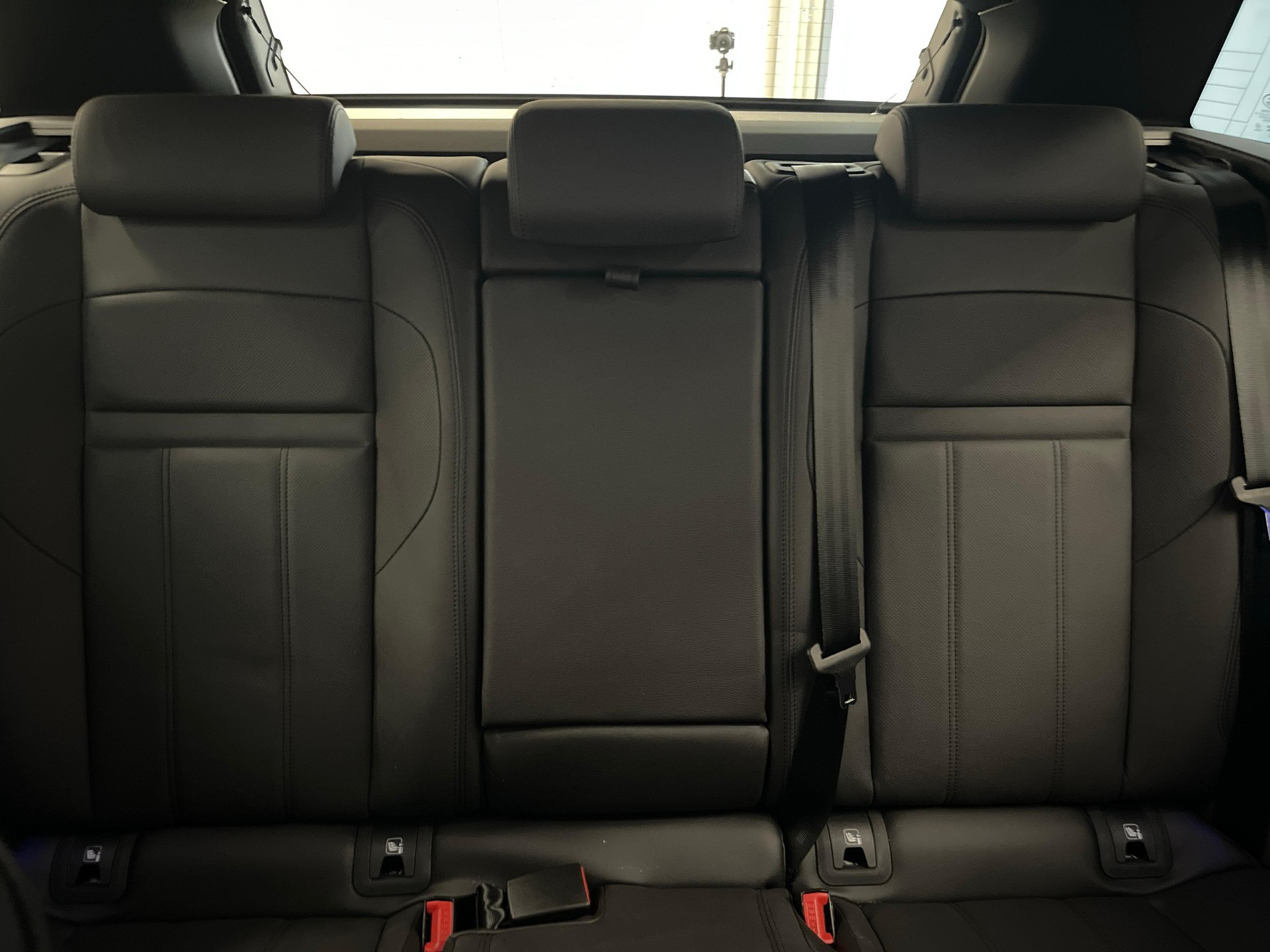 LAND ROVER Range Rover Evoque 1.5 T 270e S-image-10