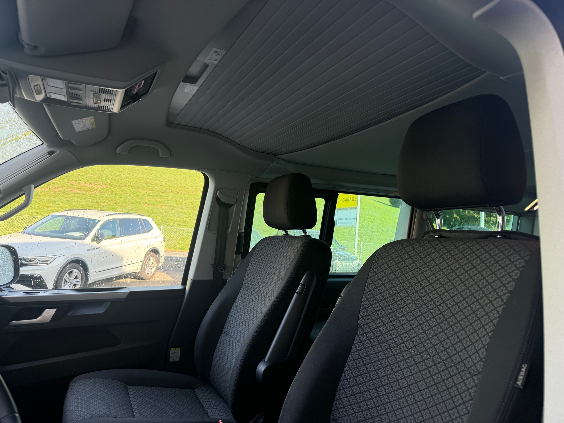 VW T6.1 California 2.0 TDI Ocean 4Motion DSG-image-1