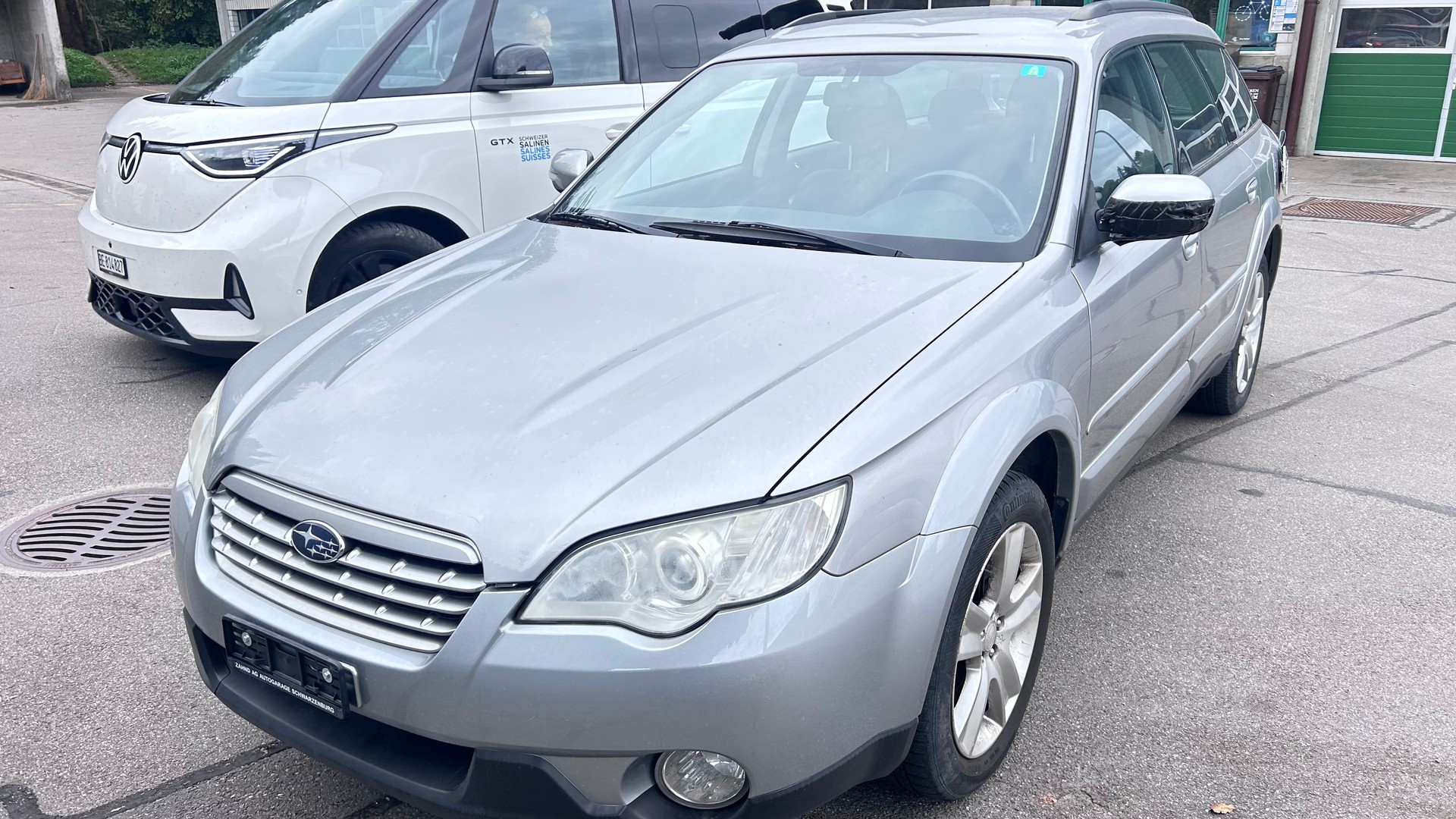 SUBARU Outback 2.5i AWD Swiss Automatic-image-1