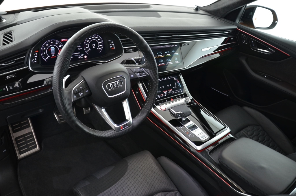 AUDI RSQ8 Quattro tiptronic-image-12