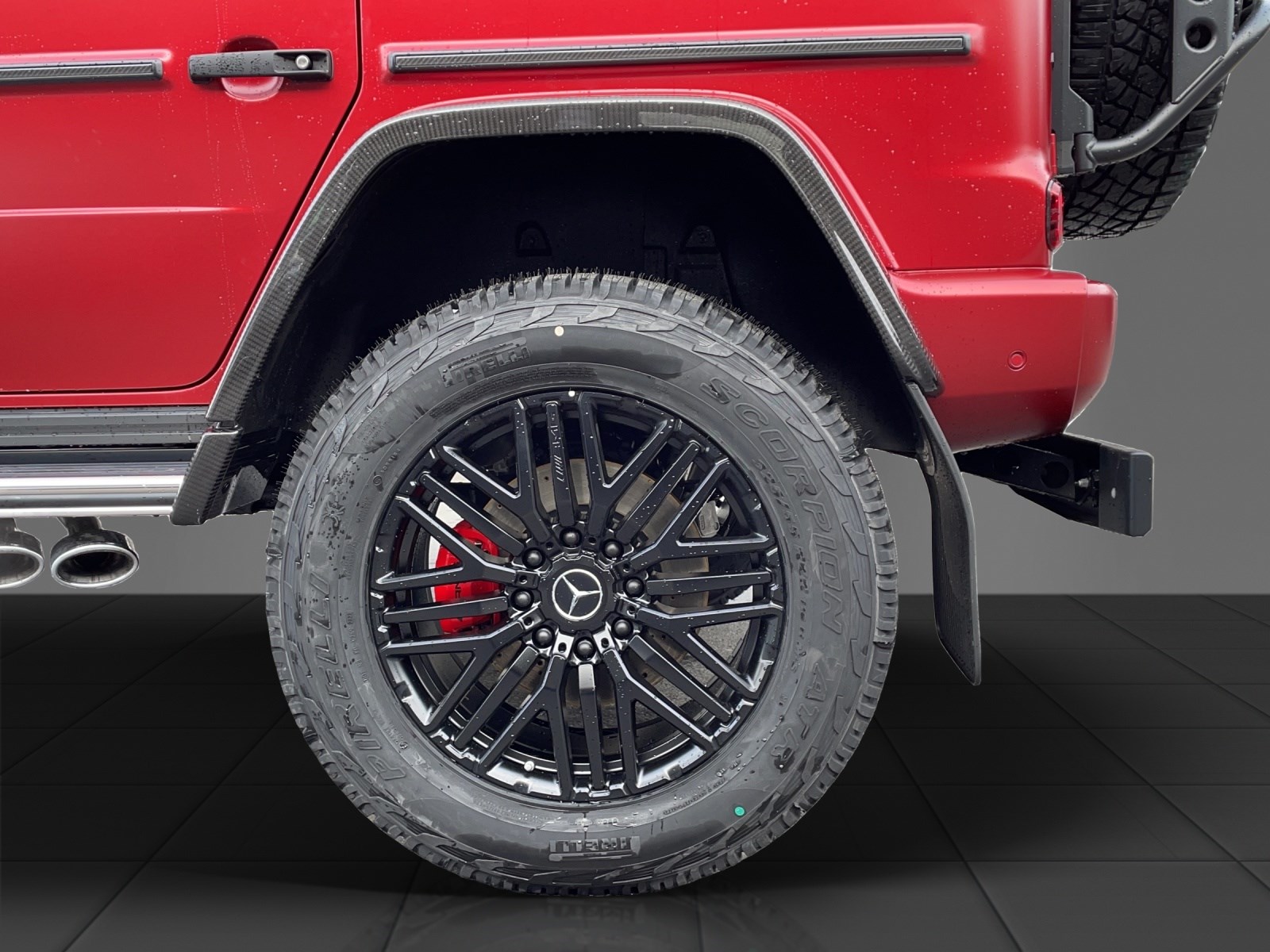 MERCEDES-BENZ G 63 AMG 4x4 hoch 2 *hyazinthrot magno*-image-21