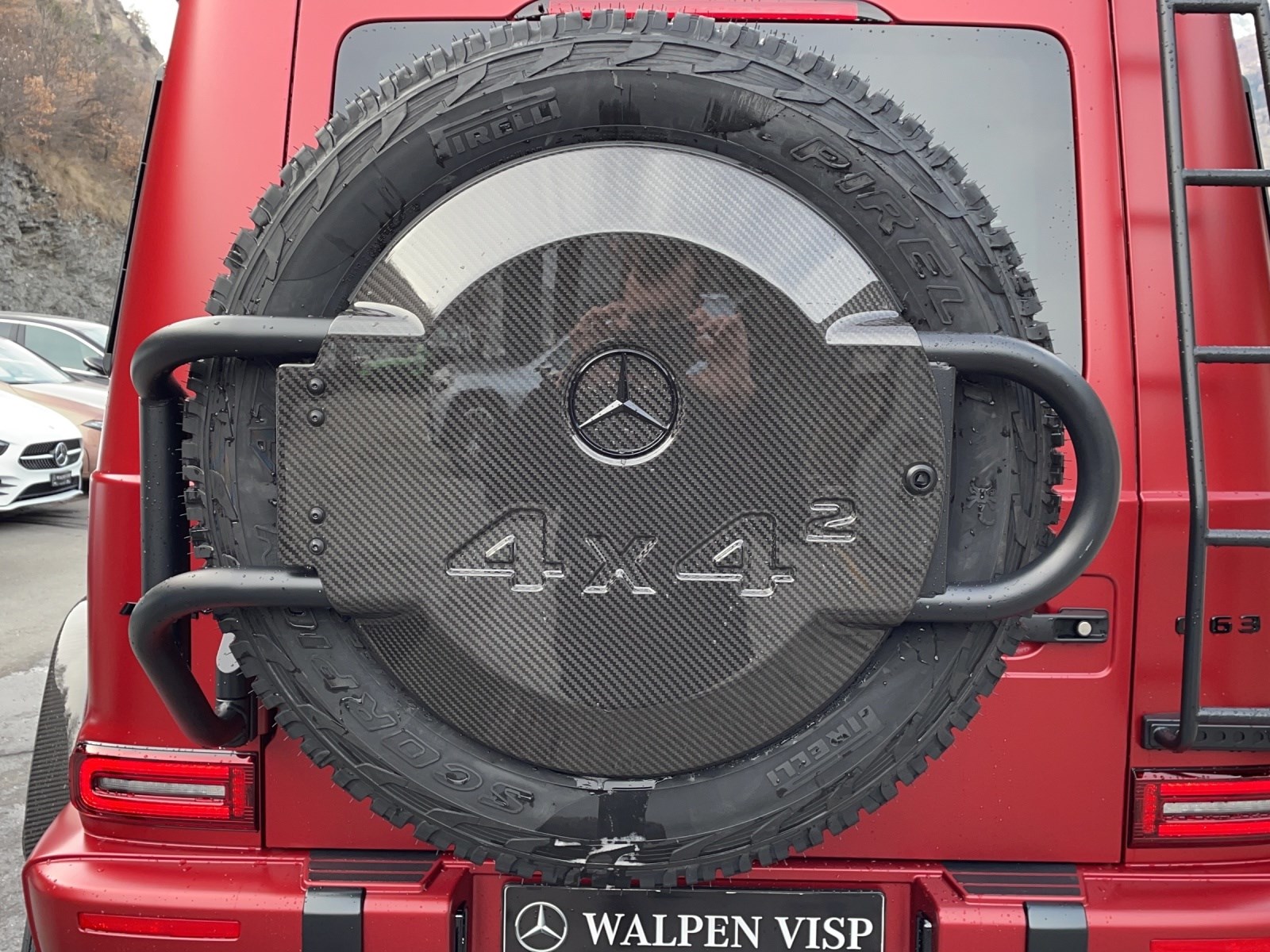 MERCEDES-BENZ G 63 AMG 4x4 hoch 2 *hyazinthrot magno*-image-24