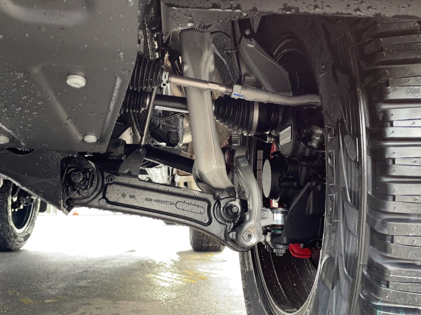MERCEDES-BENZ G 63 AMG 4x4 hoch 2 *hyazinthrot magno*-image-26