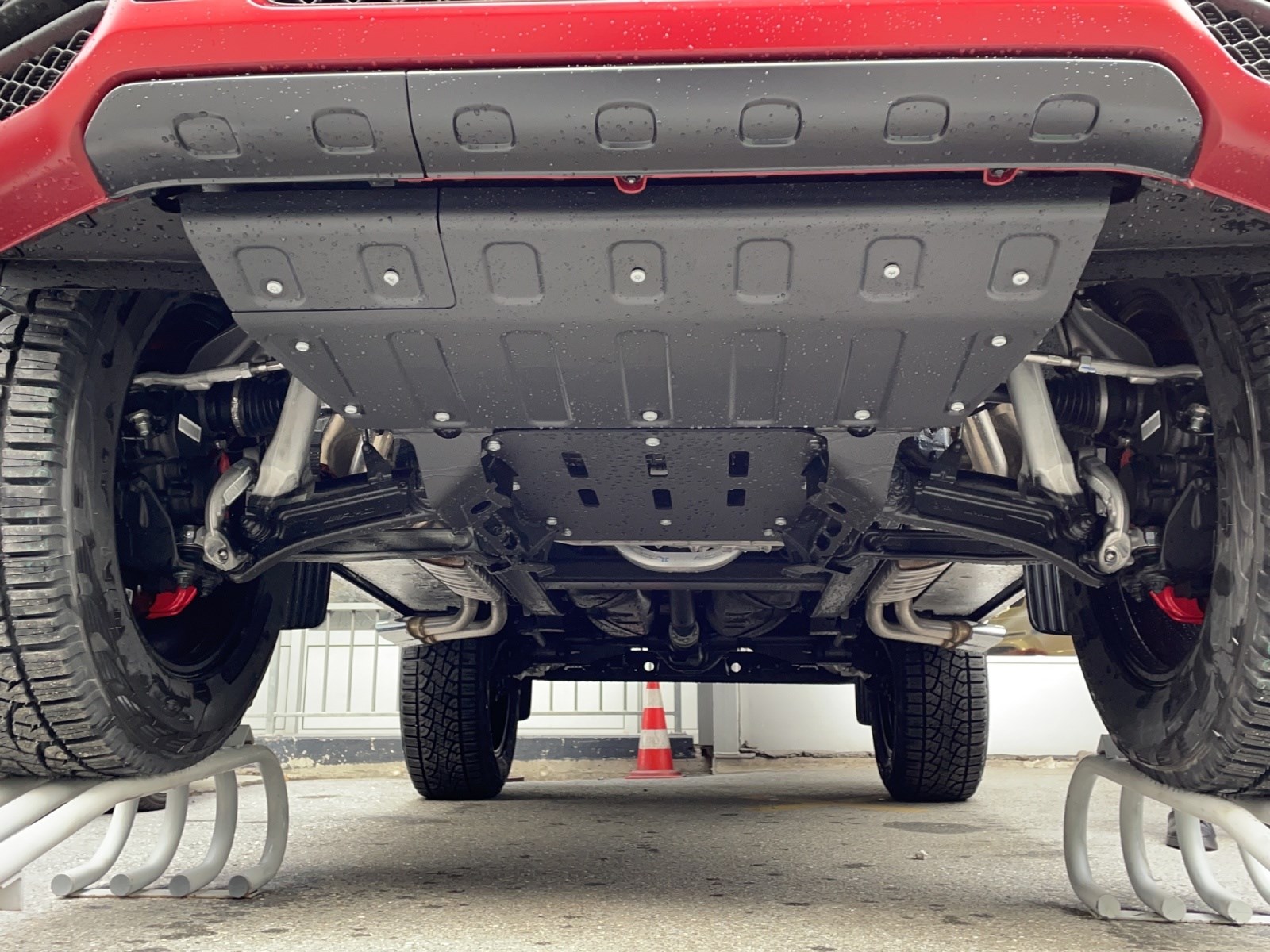 MERCEDES-BENZ G 63 AMG 4x4 hoch 2 *hyazinthrot magno*-image-27