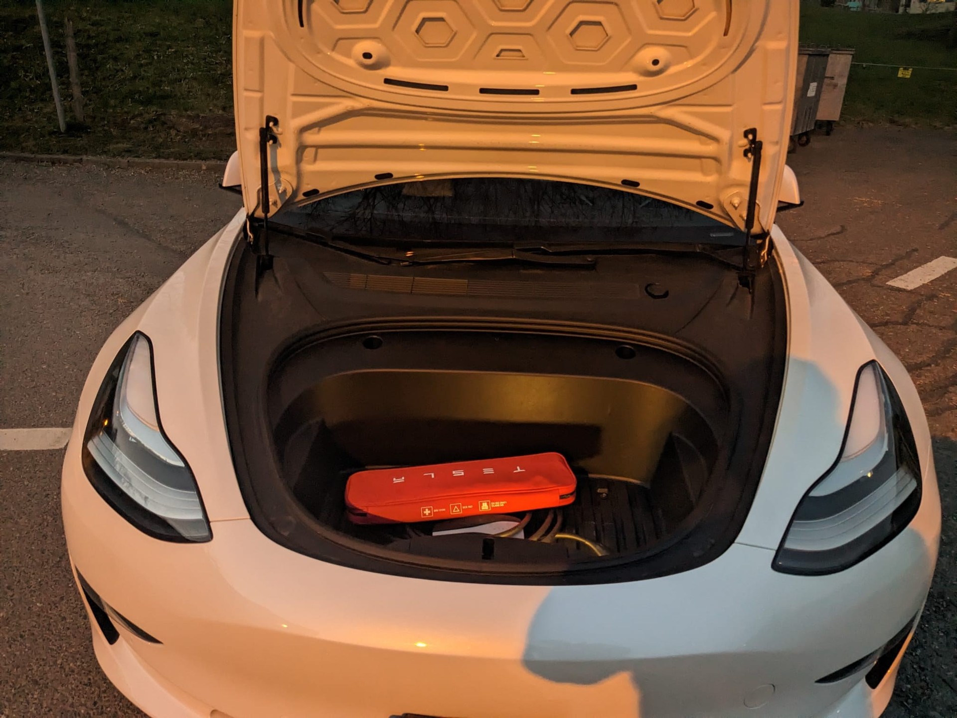 TESLA Model 3 Long Range Dual Motor AWD-image-5