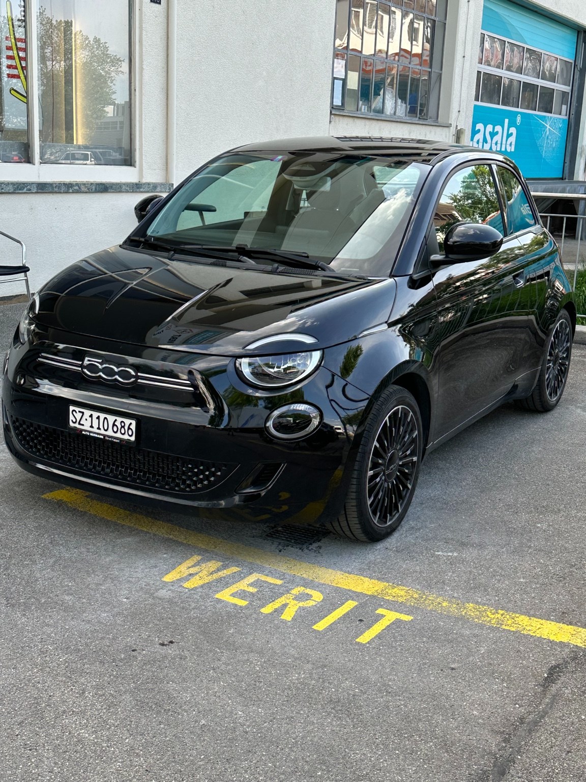 FIAT 500 electric 87 kW Icon-image-4