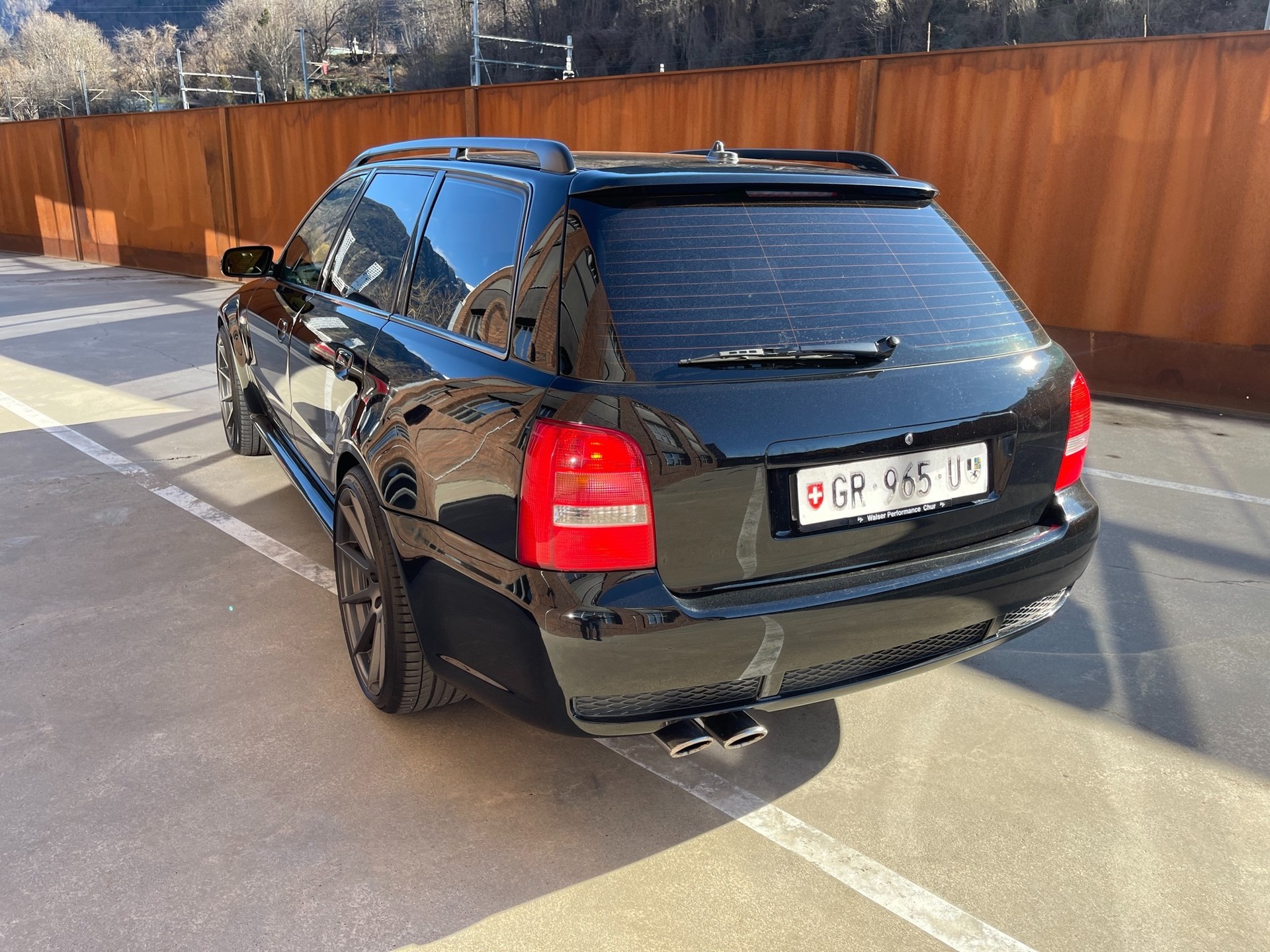 AUDI RS4 Avant quattro-image-4