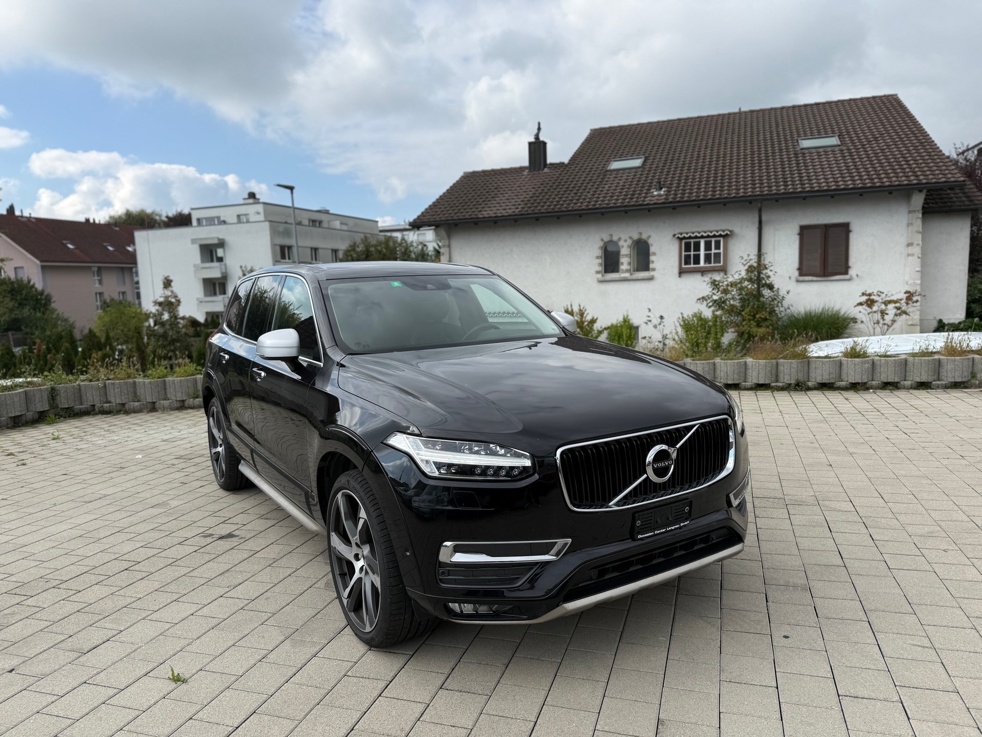 VOLVO XC90 D5 AWD Geartronic-showroom-element-3