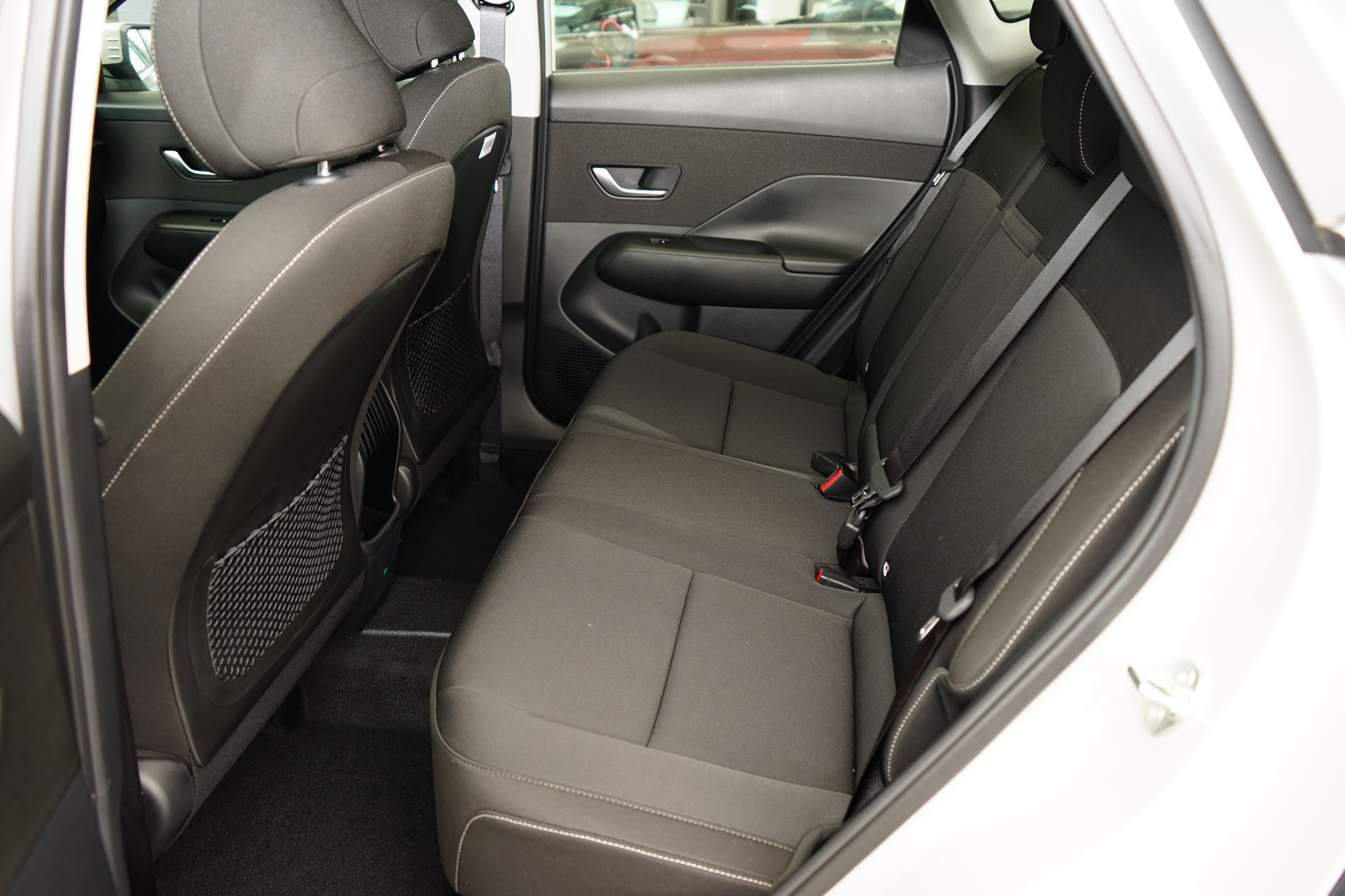 HYUNDAI Kona 1.6 GDi HEV Origo DCT-image-11