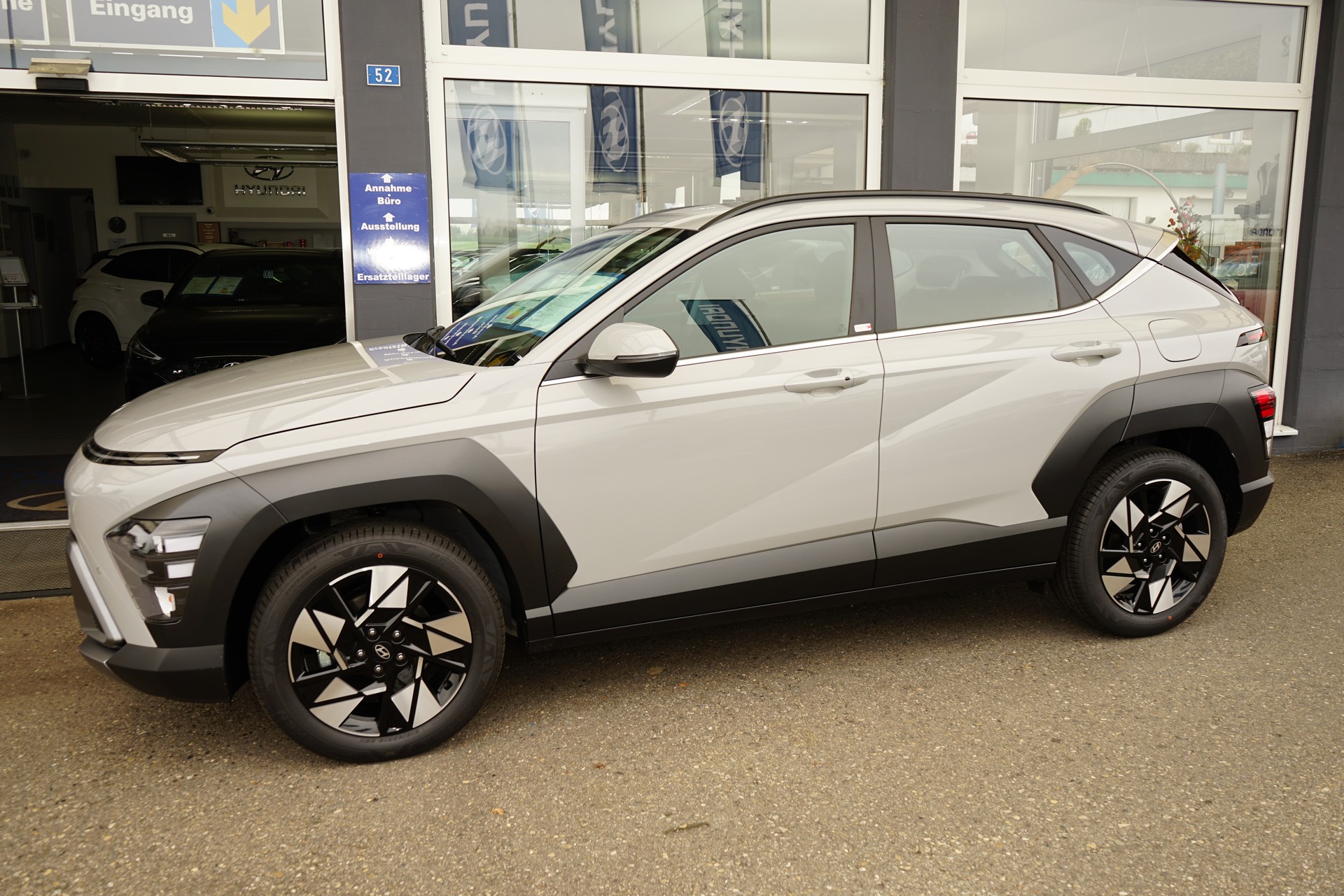 HYUNDAI Kona 1.6 GDi HEV Origo DCT-image-5