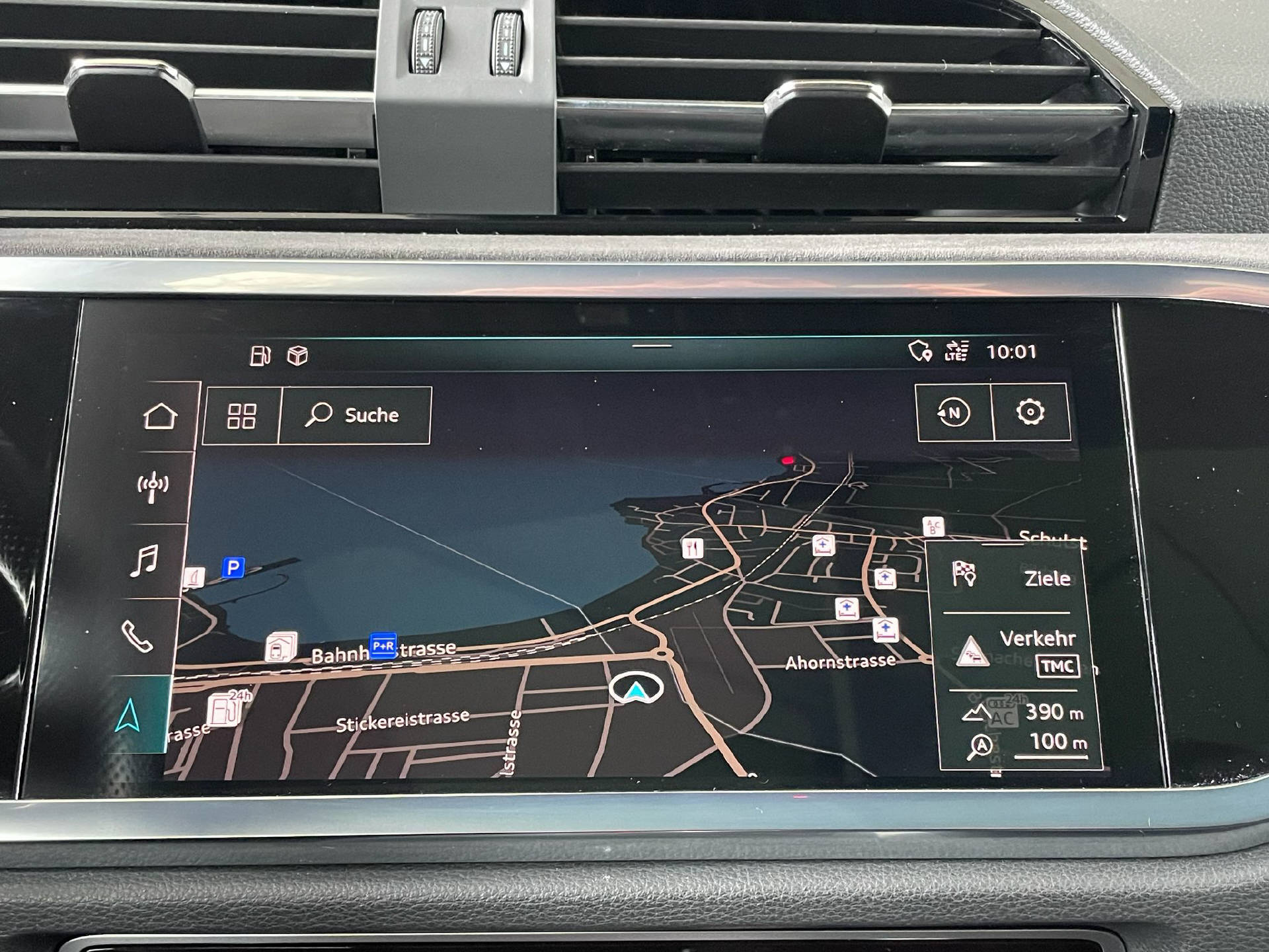AUDI RS Q3 2.5 TFSI quattro S-Tronic-image-14