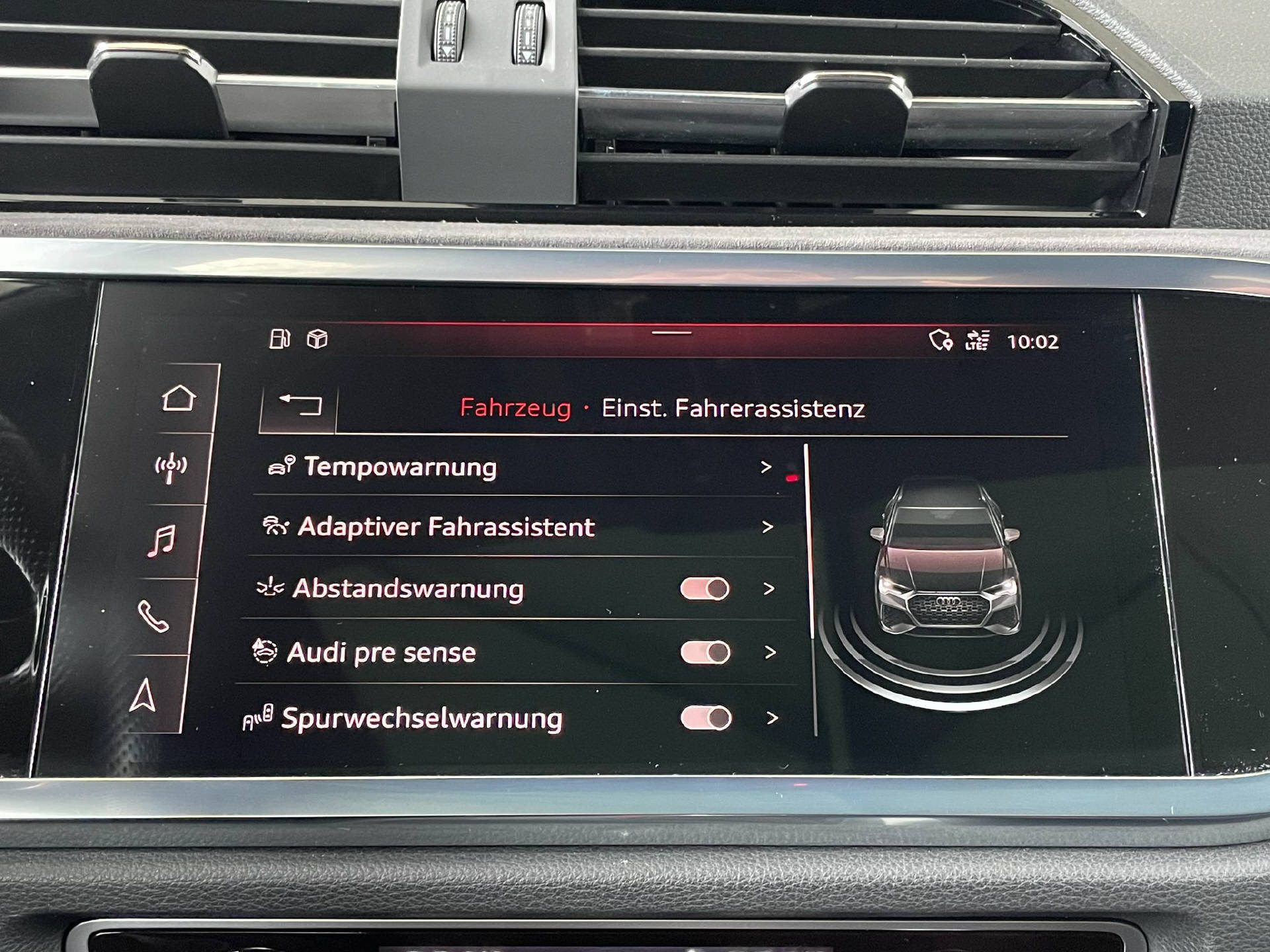 AUDI RS Q3 2.5 TFSI quattro S-Tronic-image-12
