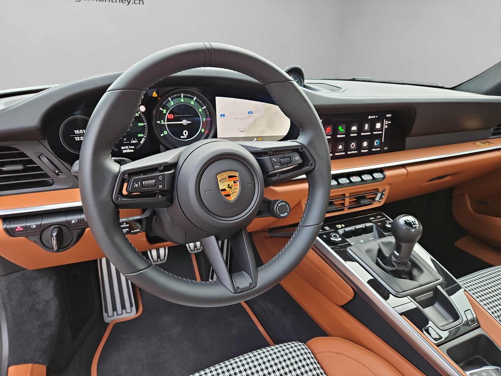 PORSCHE 911 Sport Classic-image-9