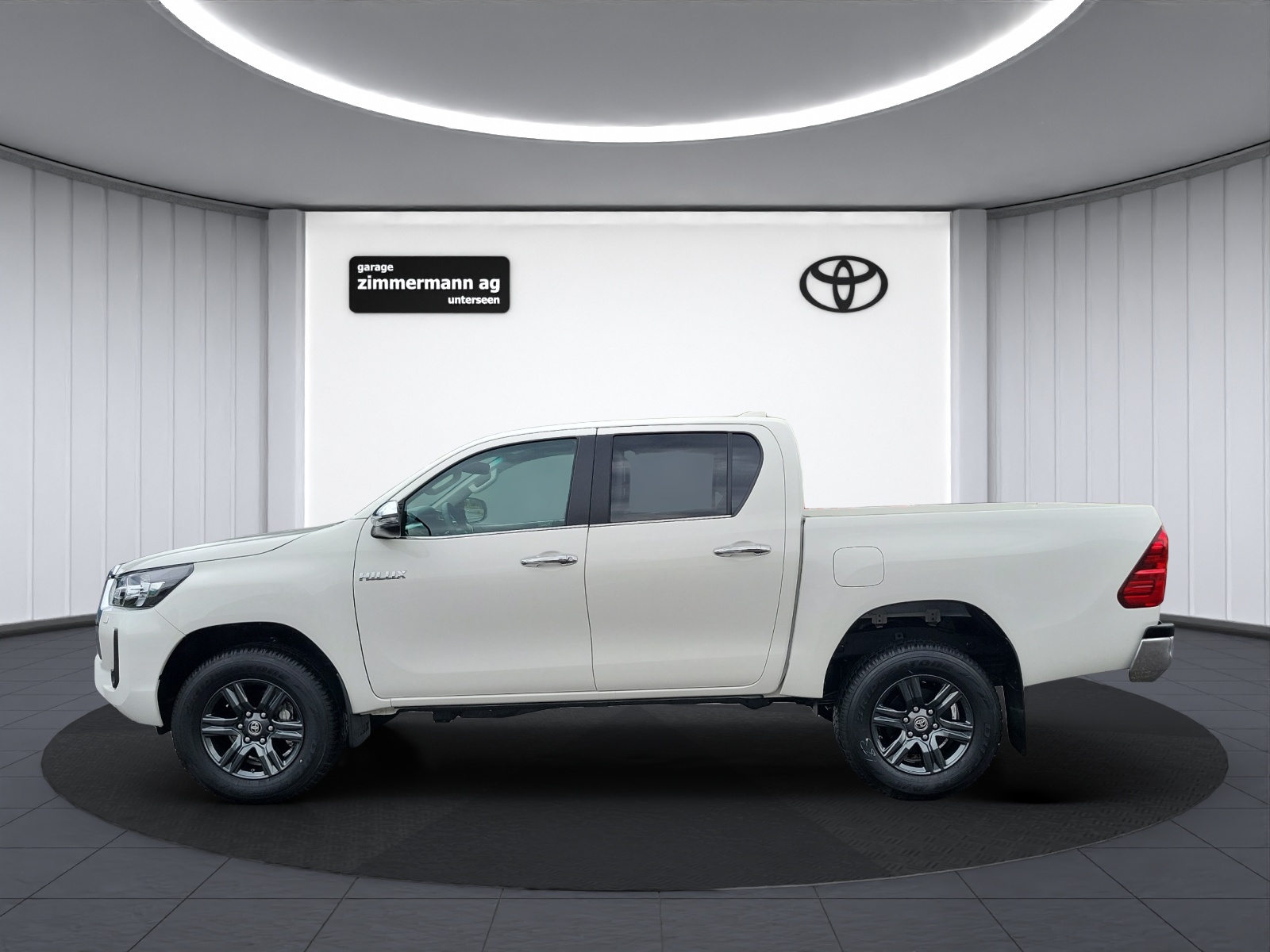 TOYOTA Hilux Double Cab.-Pick-up 2.8 Style AWD-image-10